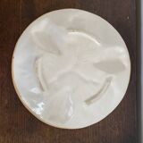 Beautiful vine pattern slip strainer