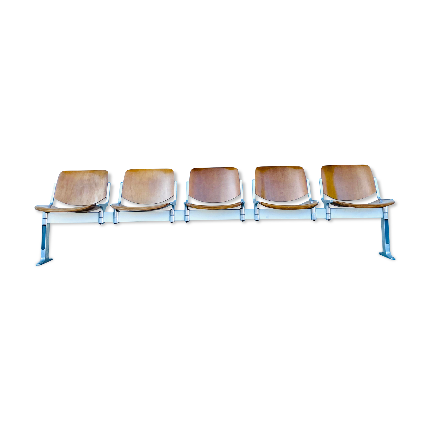 Castelli bench by Giancarlo Piretti