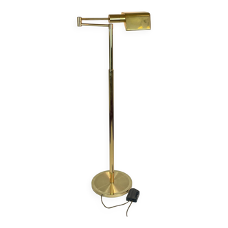 Articulated French library reading floor lamp made in brass, by Boulanger from 1980’s.  Height adjus