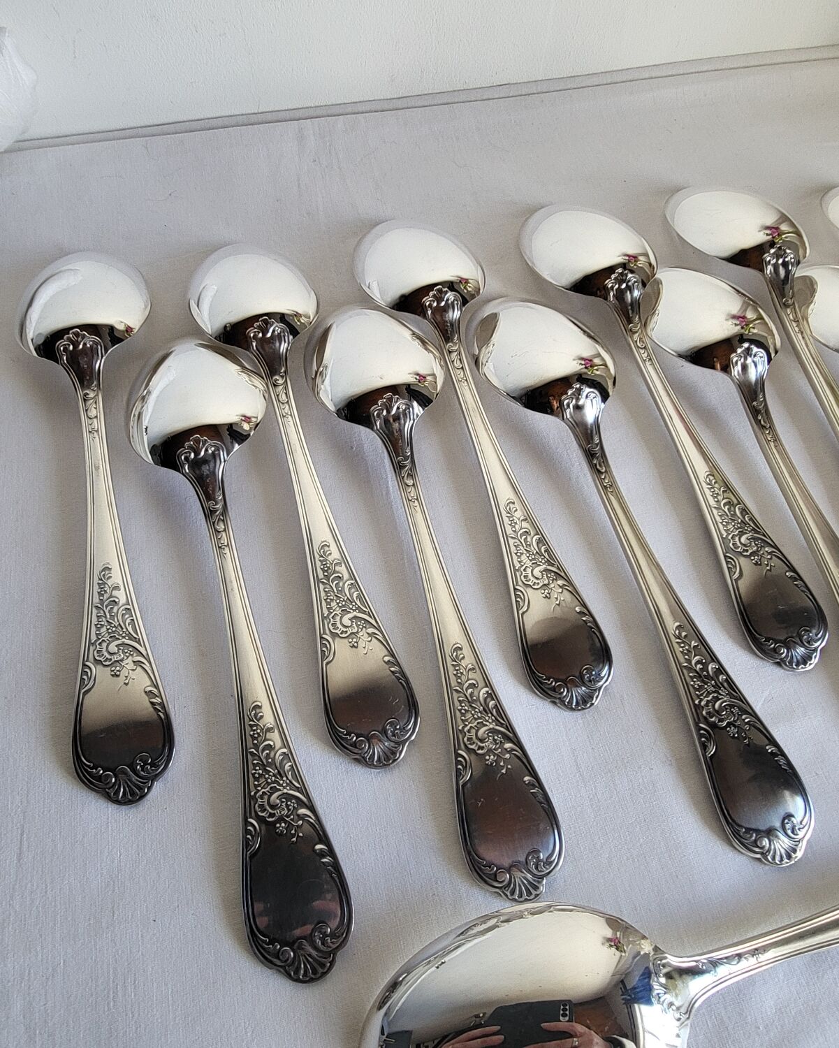 12 large silver-plated metal table spoons by Guildart