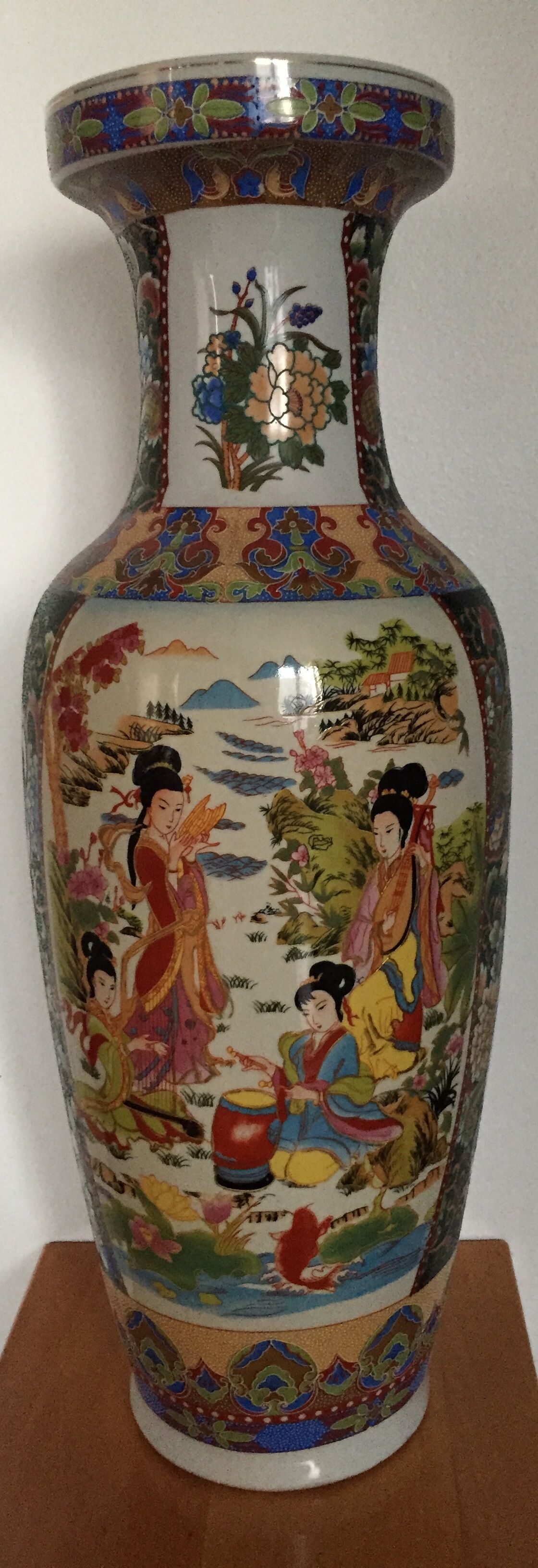 Asian potiche