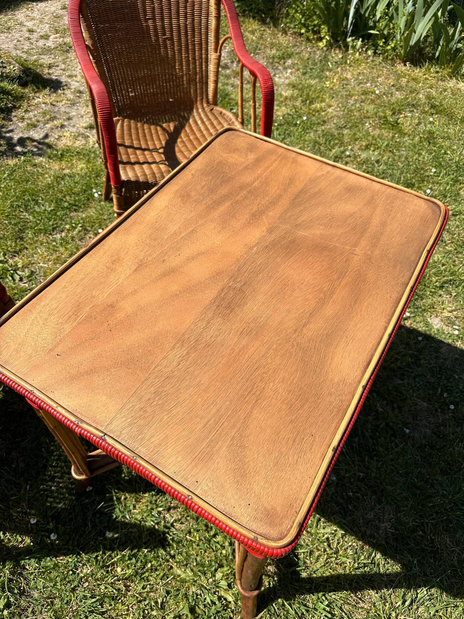 Salon de jardin en rotin vintage