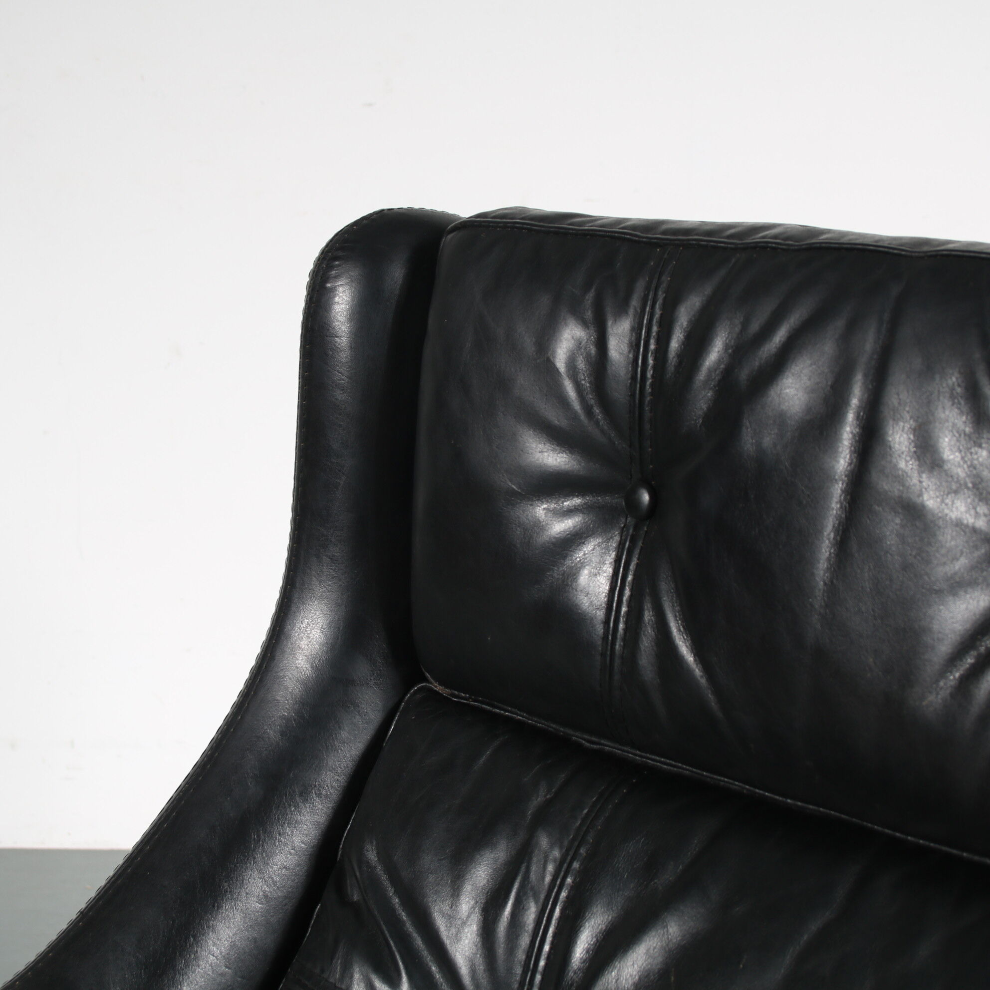 1960s Swivel chair by Artifort, Netherlands