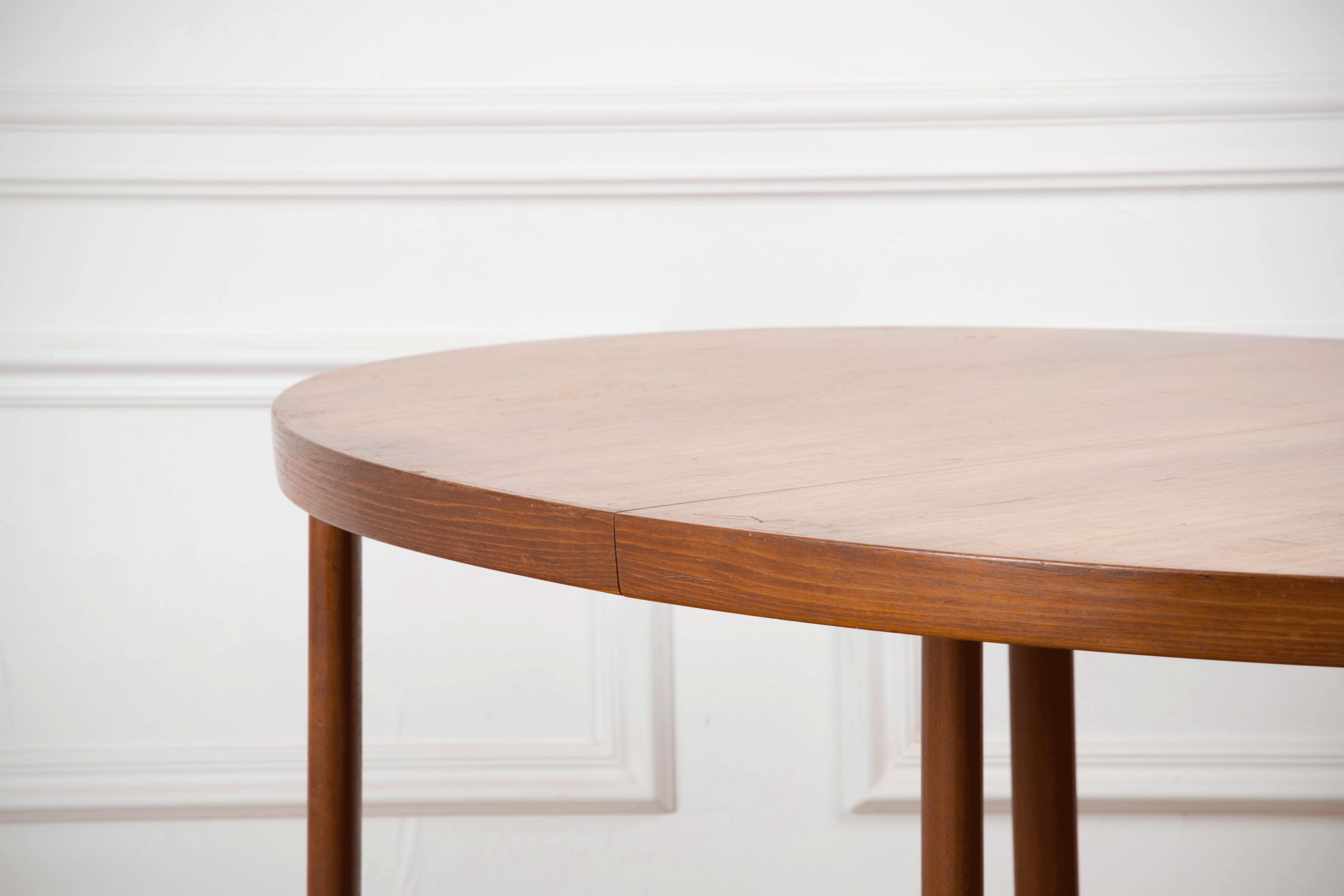 Table à manger par Johannes Andersen