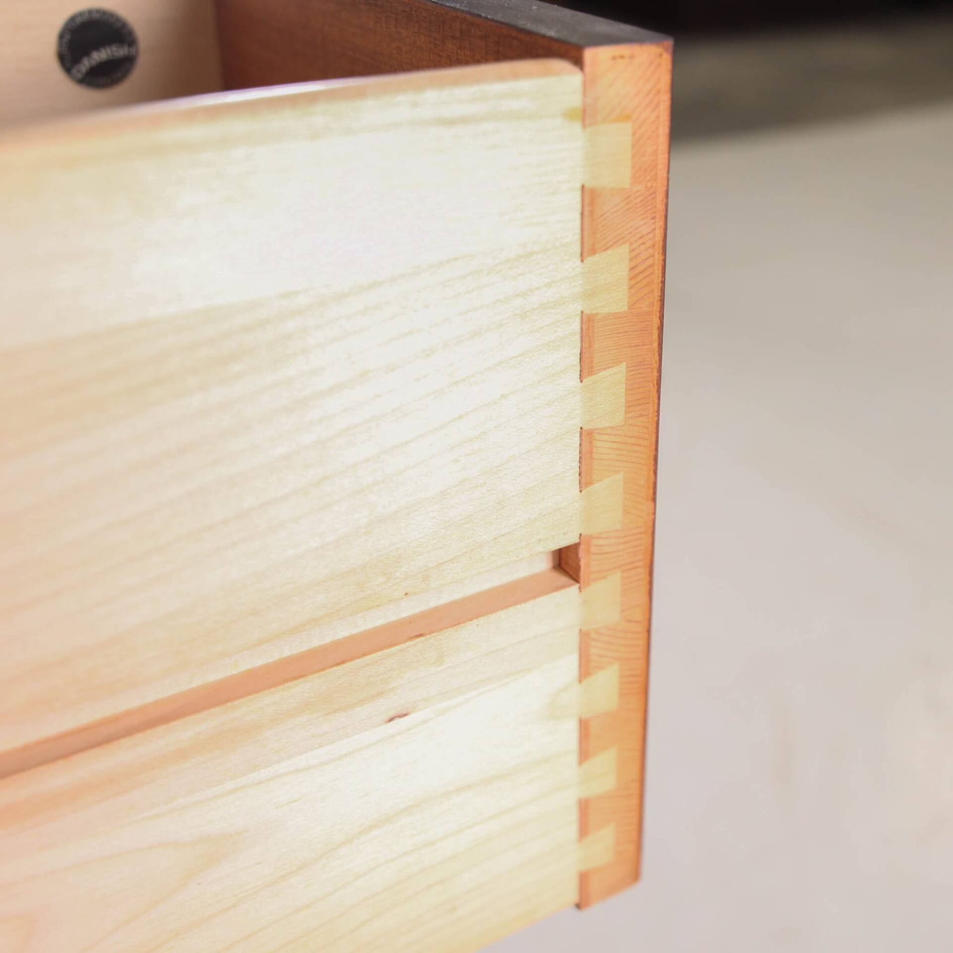 Coiffeuse en palissandre 