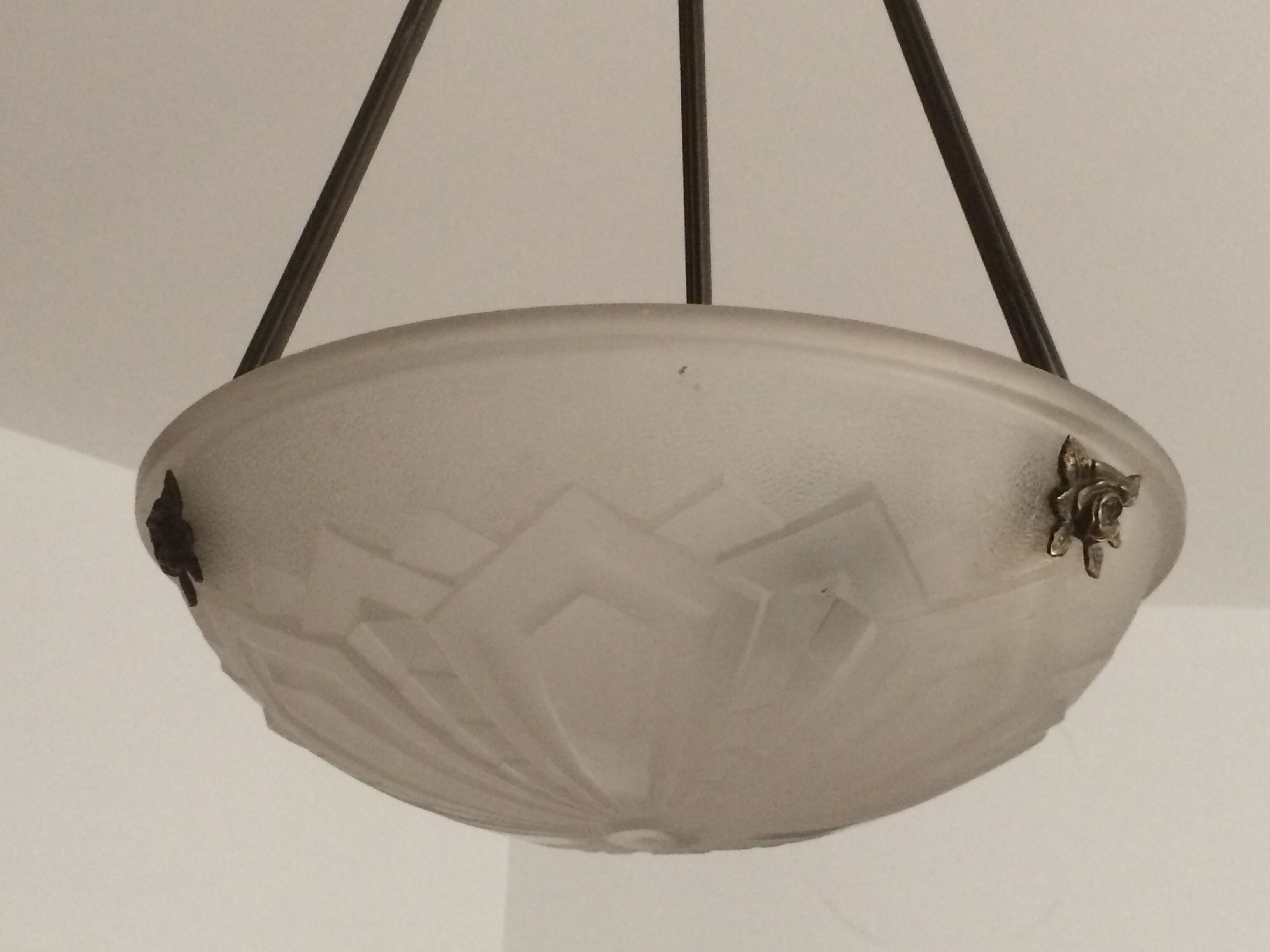 Suspension art deco en bronze vasque signée « des hanots »