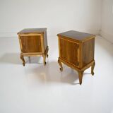 Tables de chevet italiennes en placage de noyer du milieu du siècle, années 1960.