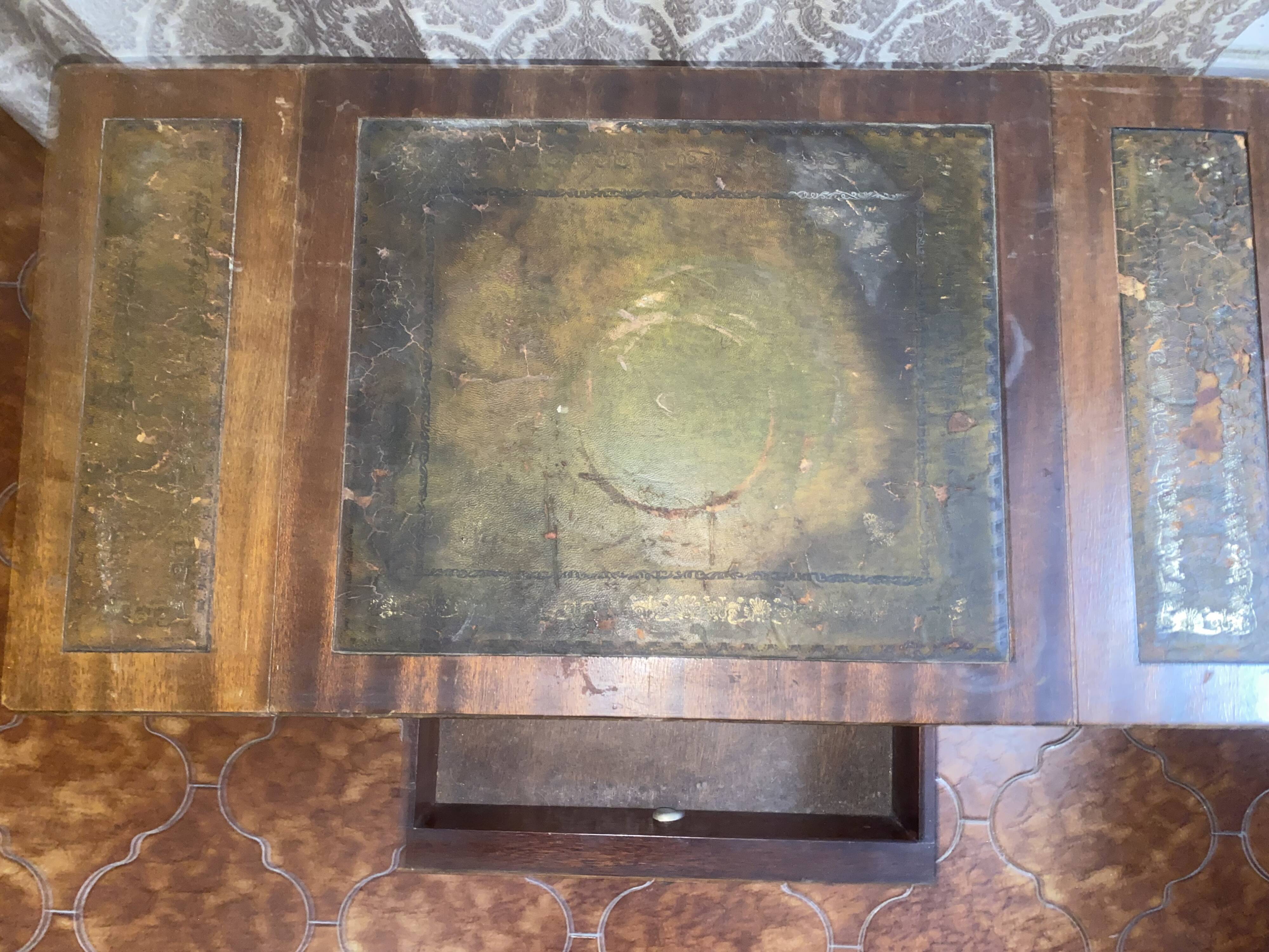 Antique drop-leaf table in patinated wood – family heirloom – early 20th century