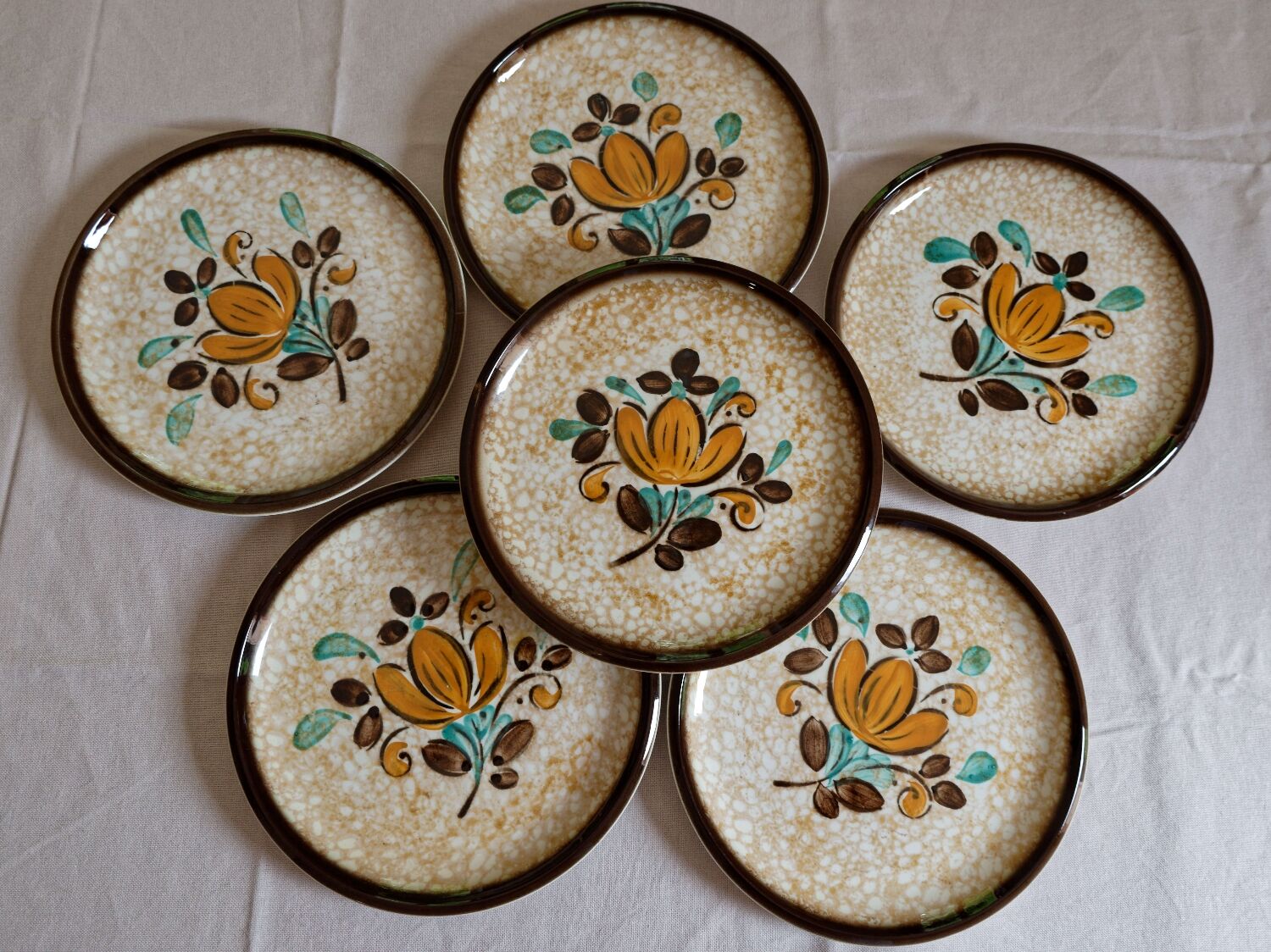 Lot 6 flat plates Boch La Louvière model Corfu