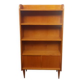 Bookcase or display case