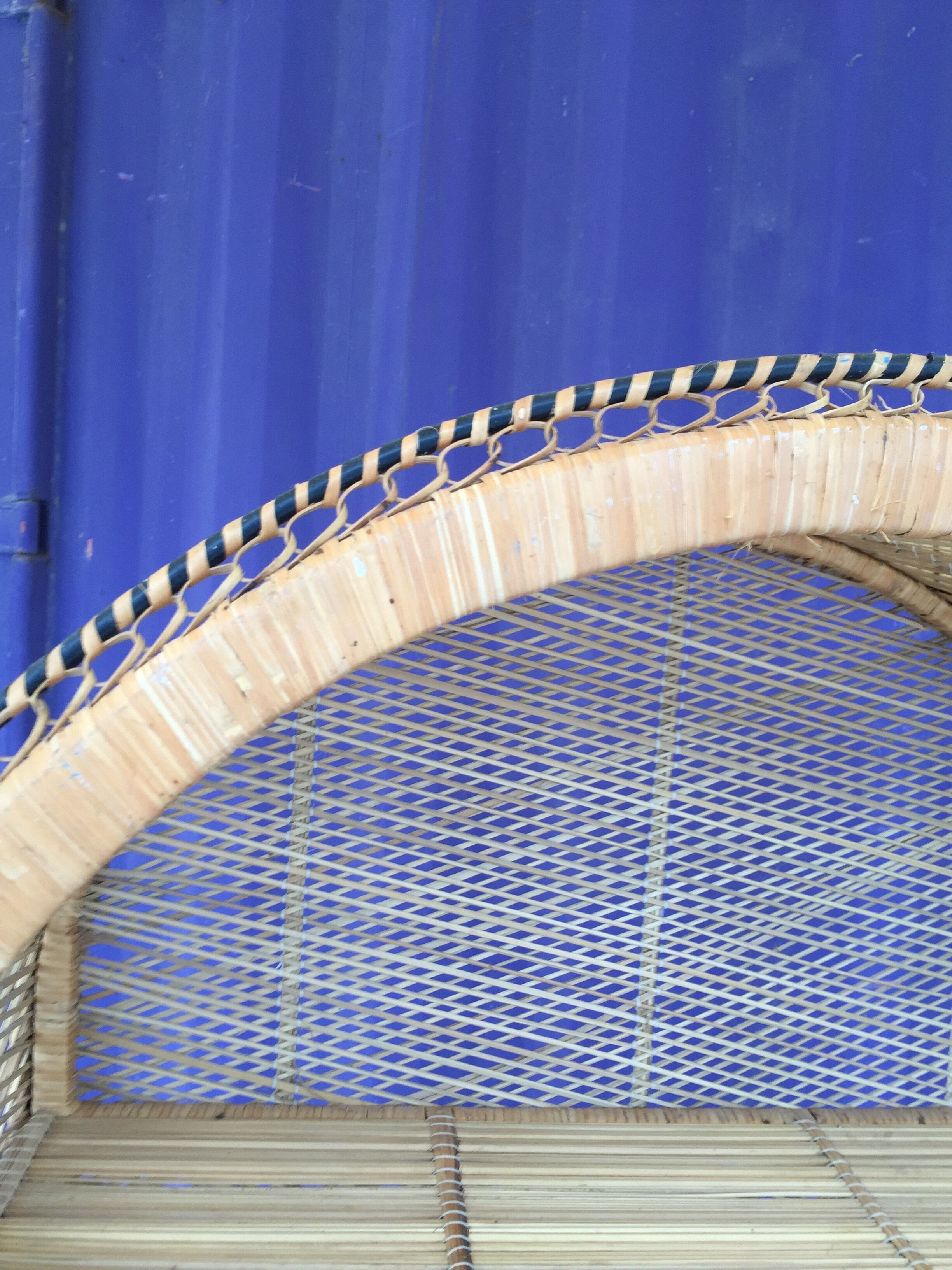 Large-style wicker shelf "Emmanuelle"