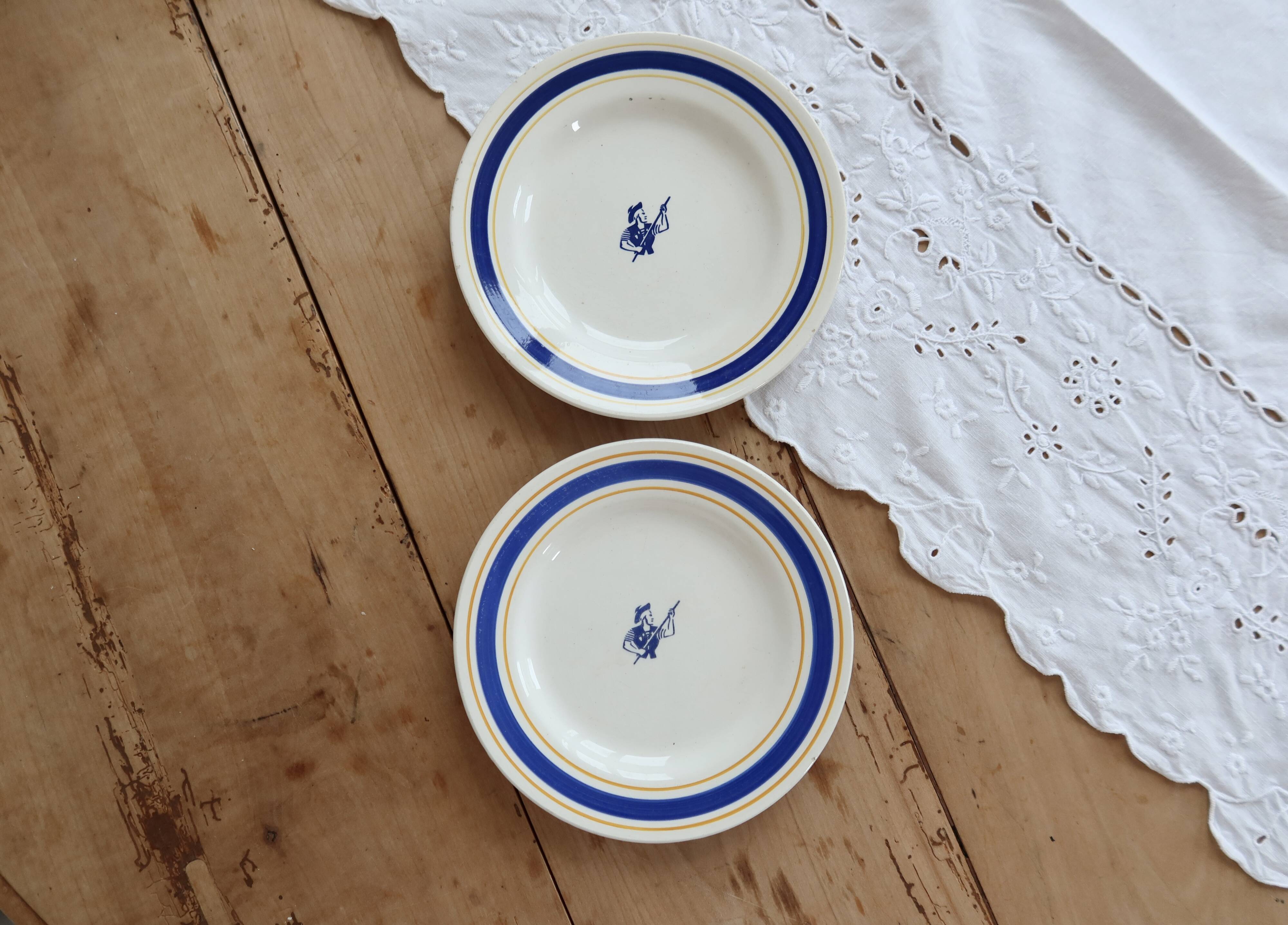 Vintage Gien Gondolo Biscuit dessert plate set