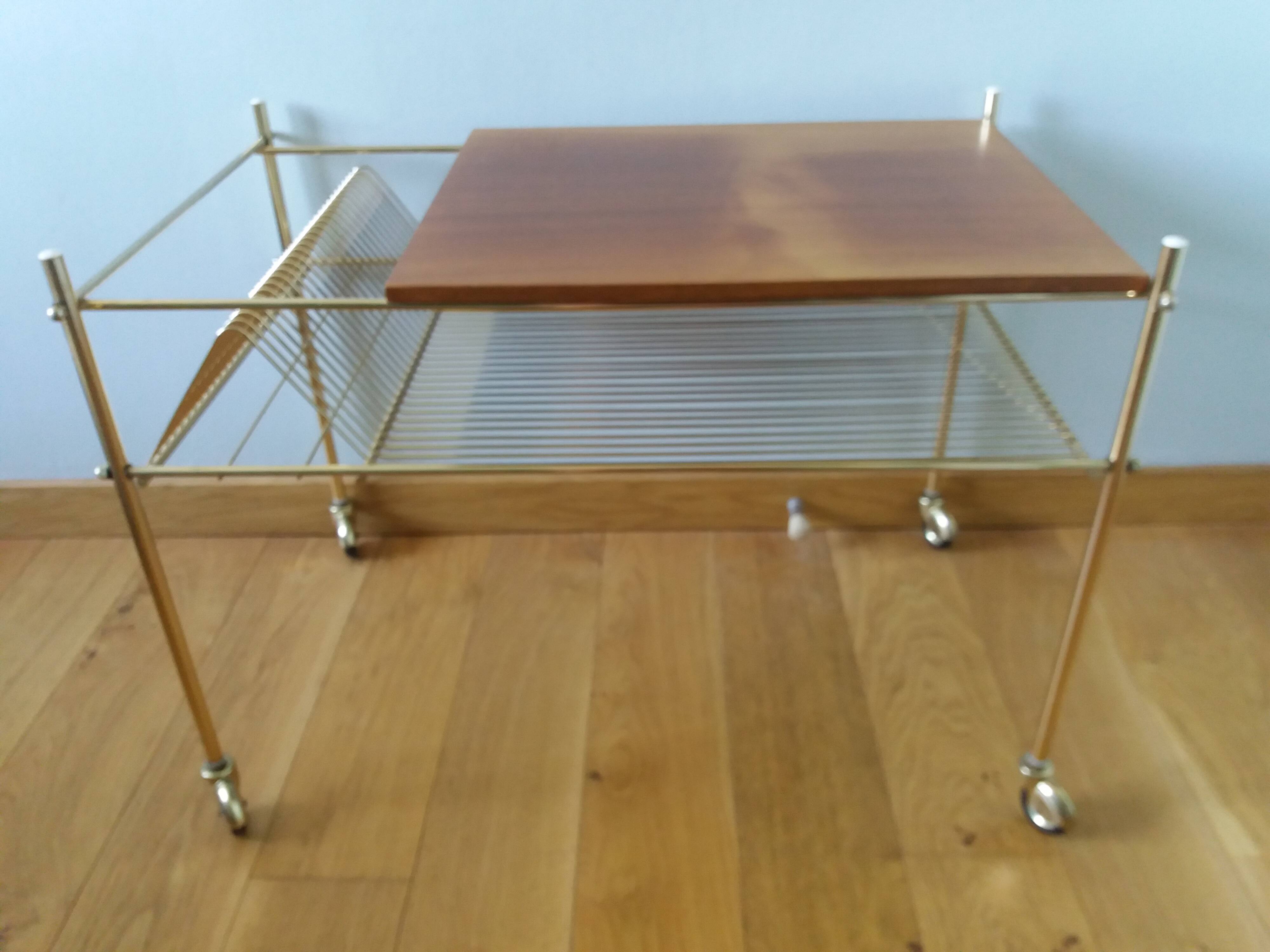 Vinyl hi-fi console with wheels in gold metal and wood