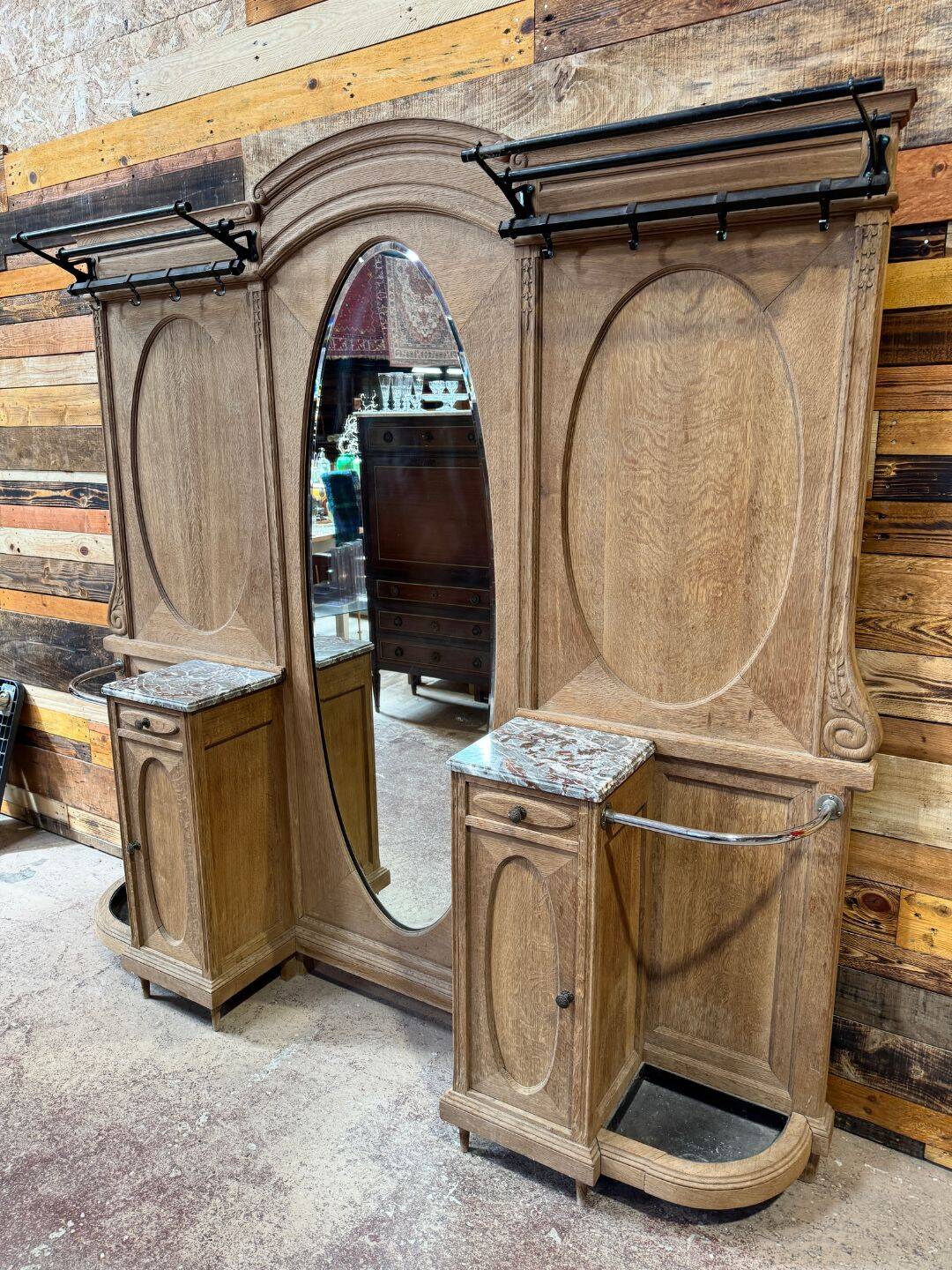 Large oak cloakroom
