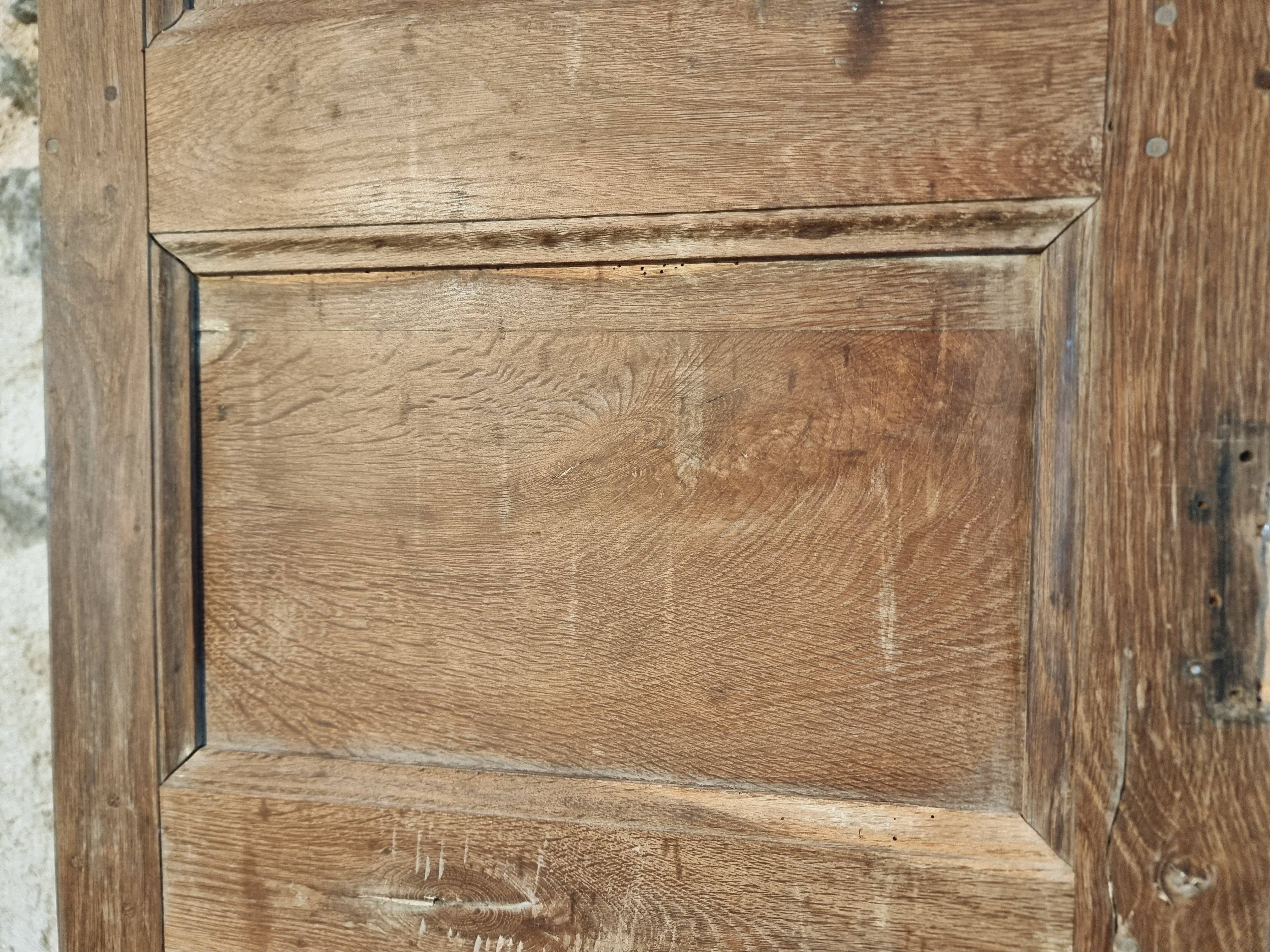 Pair of antique French oak doors – Late 19th century