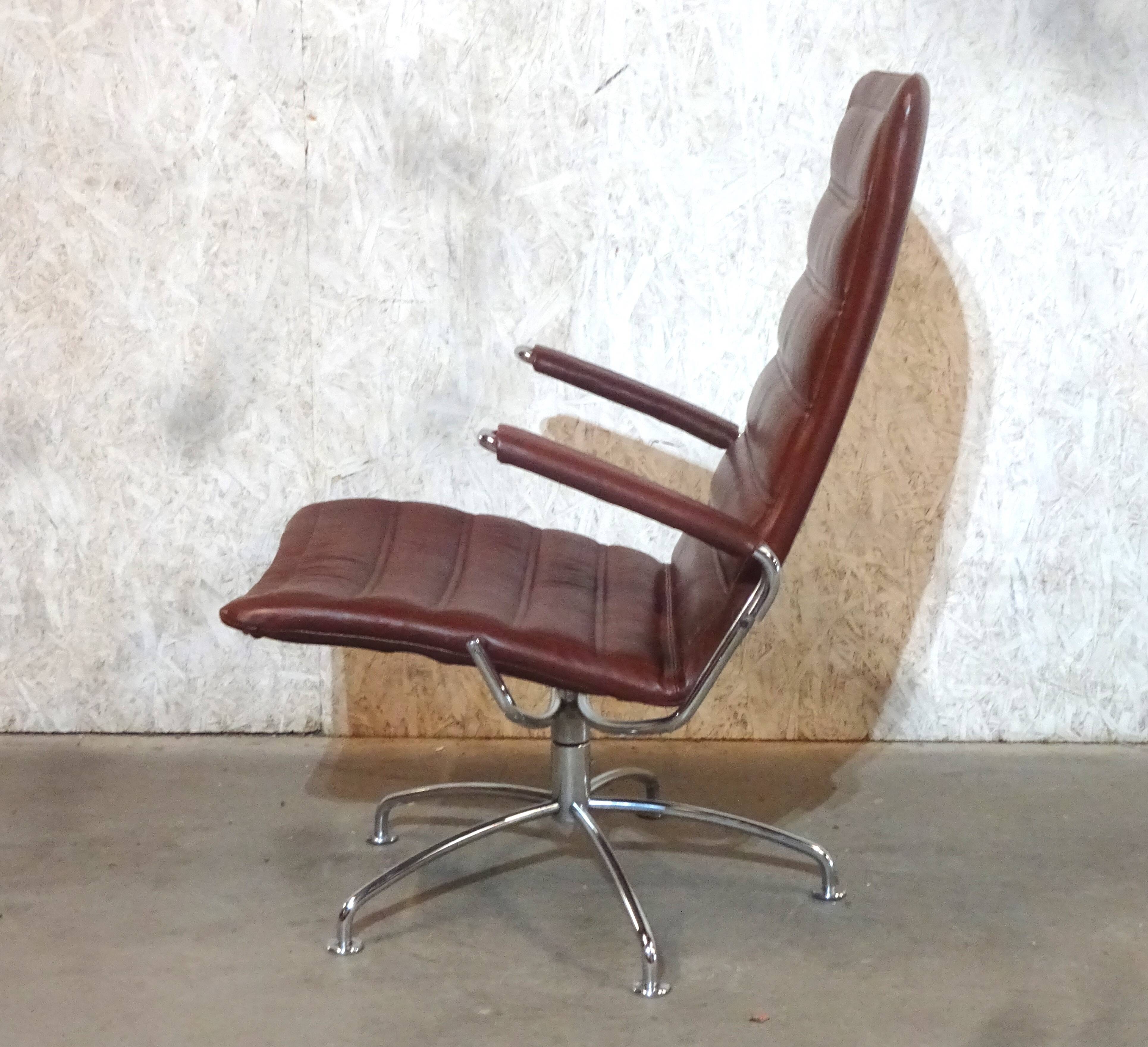 Copenhagen Airport Chair Model SAS Series by Jens Amundsen for Fritz Hansen