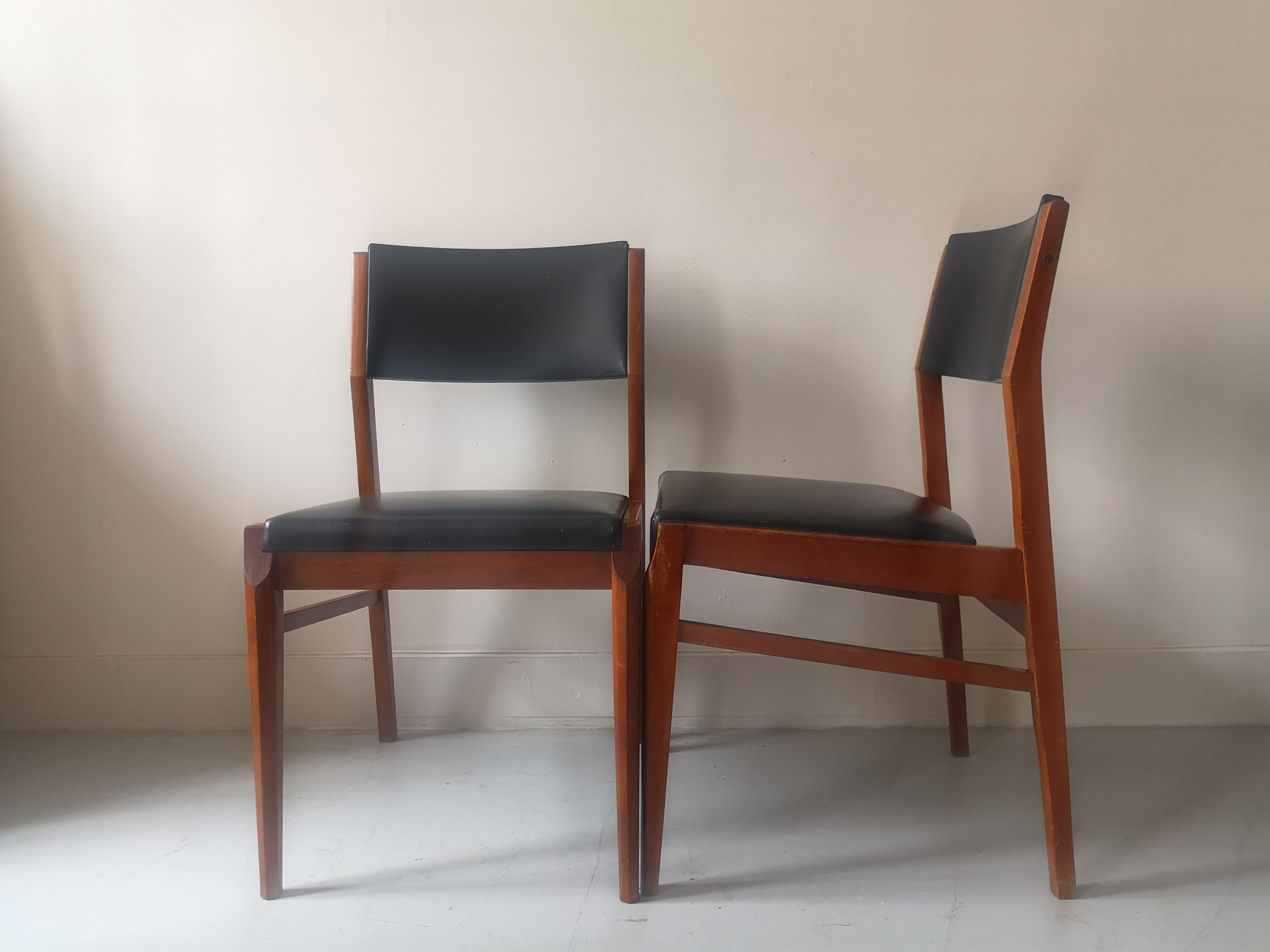Pair of scandinavian chairs, teak and leather, 1960