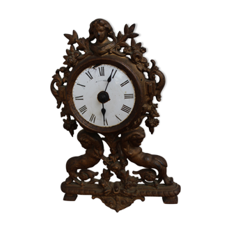 Louis XV-style living clock