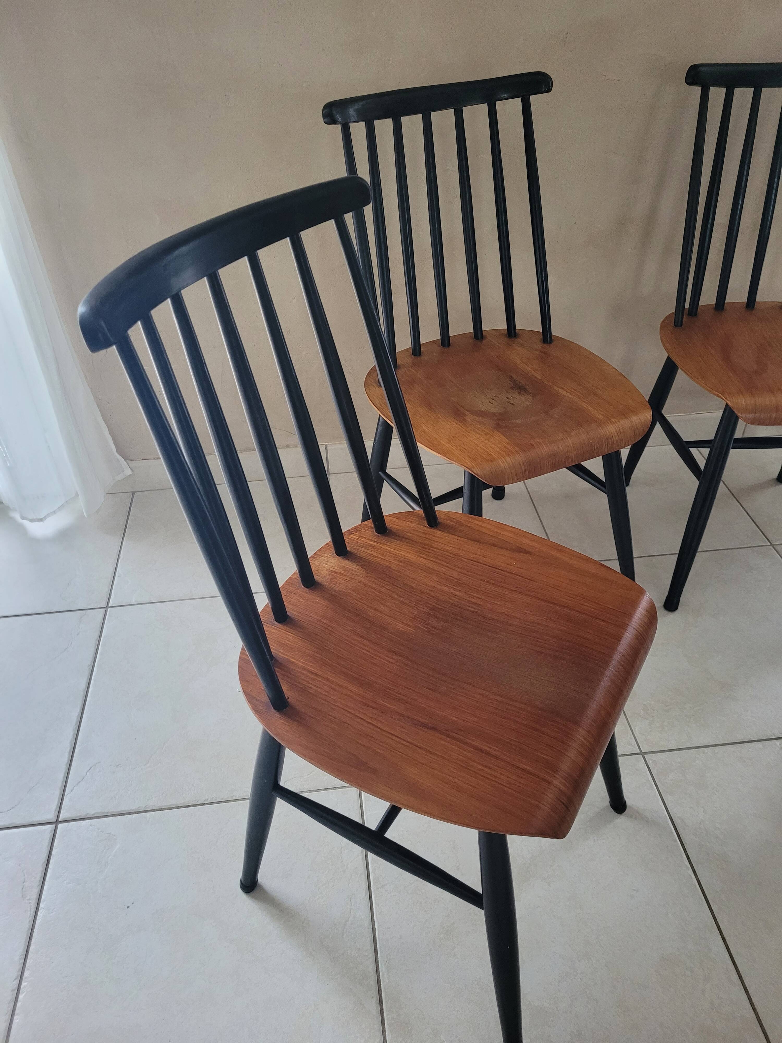 Set of 4 Scandinavian style Fanett chairs by Ilmari Tapiovaara