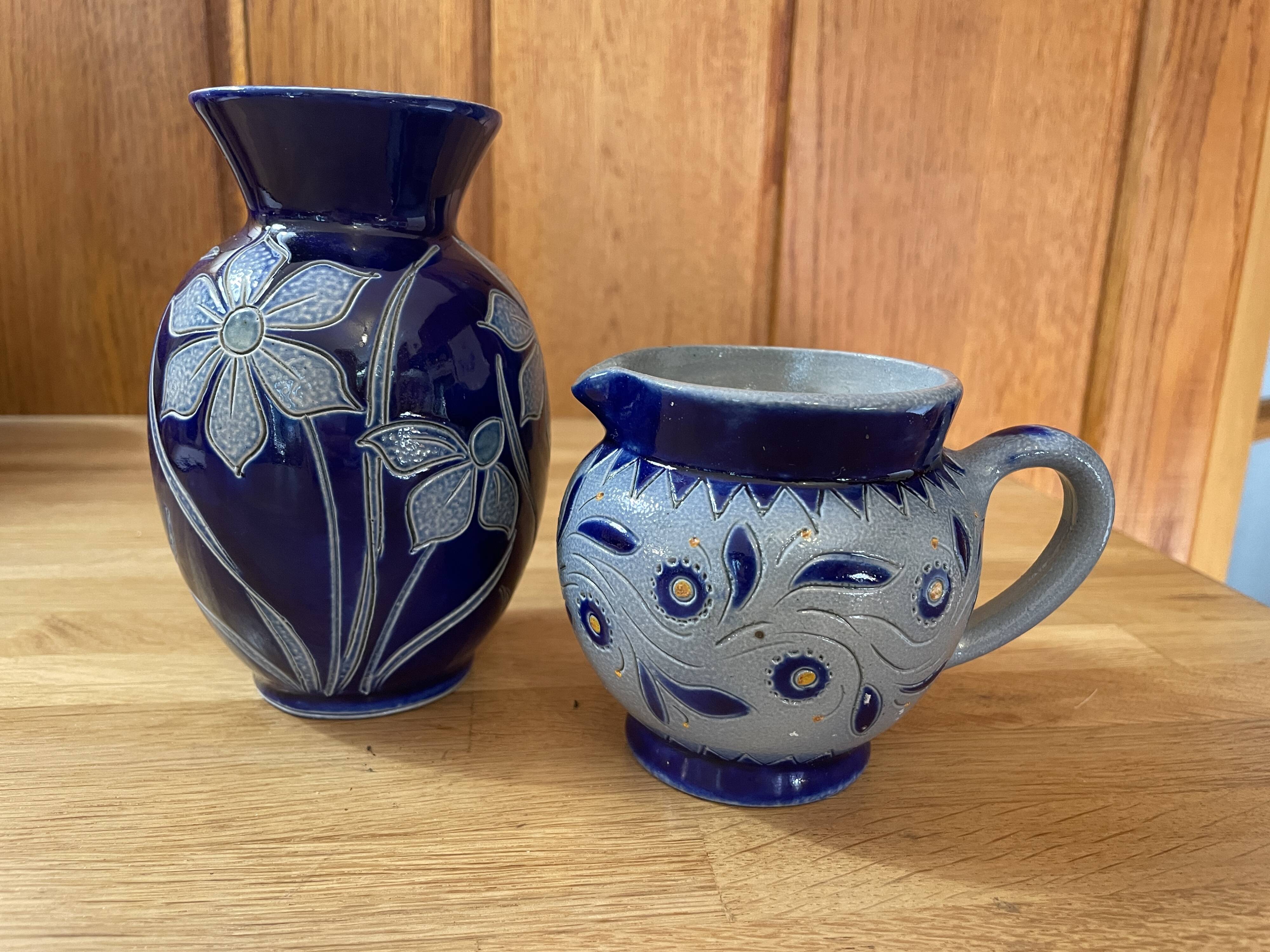 Lot deux petits vases gres d'alsace betschdorf schmitter décor floral