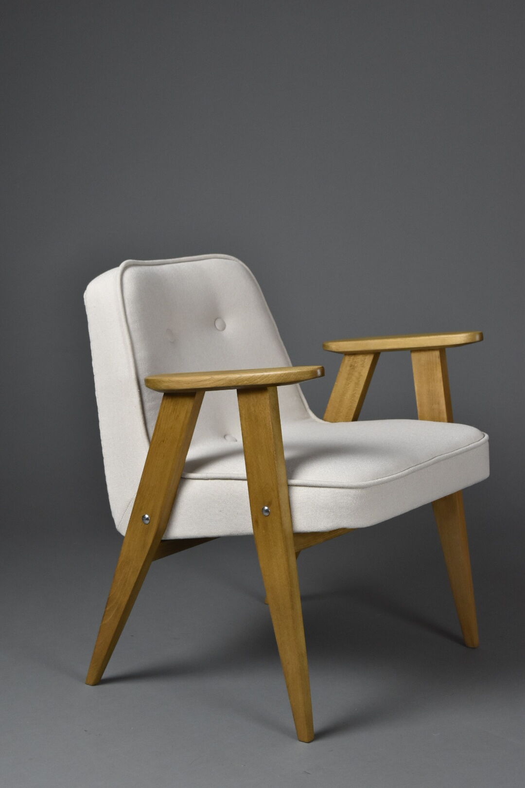 Chierowski Armchair, model 366, J. Chierowski, Poland, 1960s