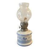 Miniature kerosene lamp for decoration or collection
