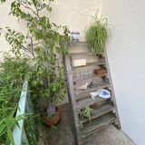 Workshop staircase in vintage raw wood