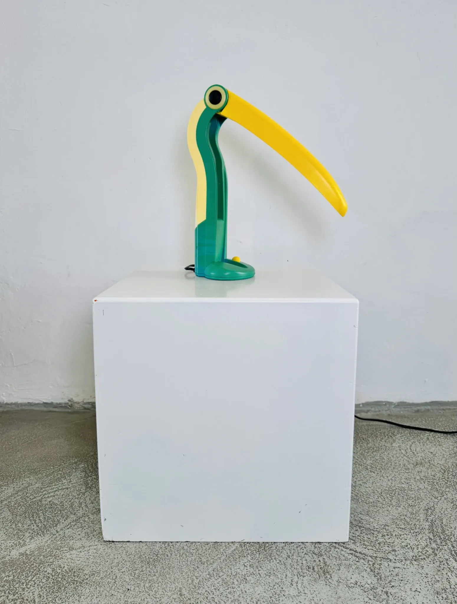 Toucan Desk Lamp By H.T. Huang For Huangslite, Taiwan, 1990S
