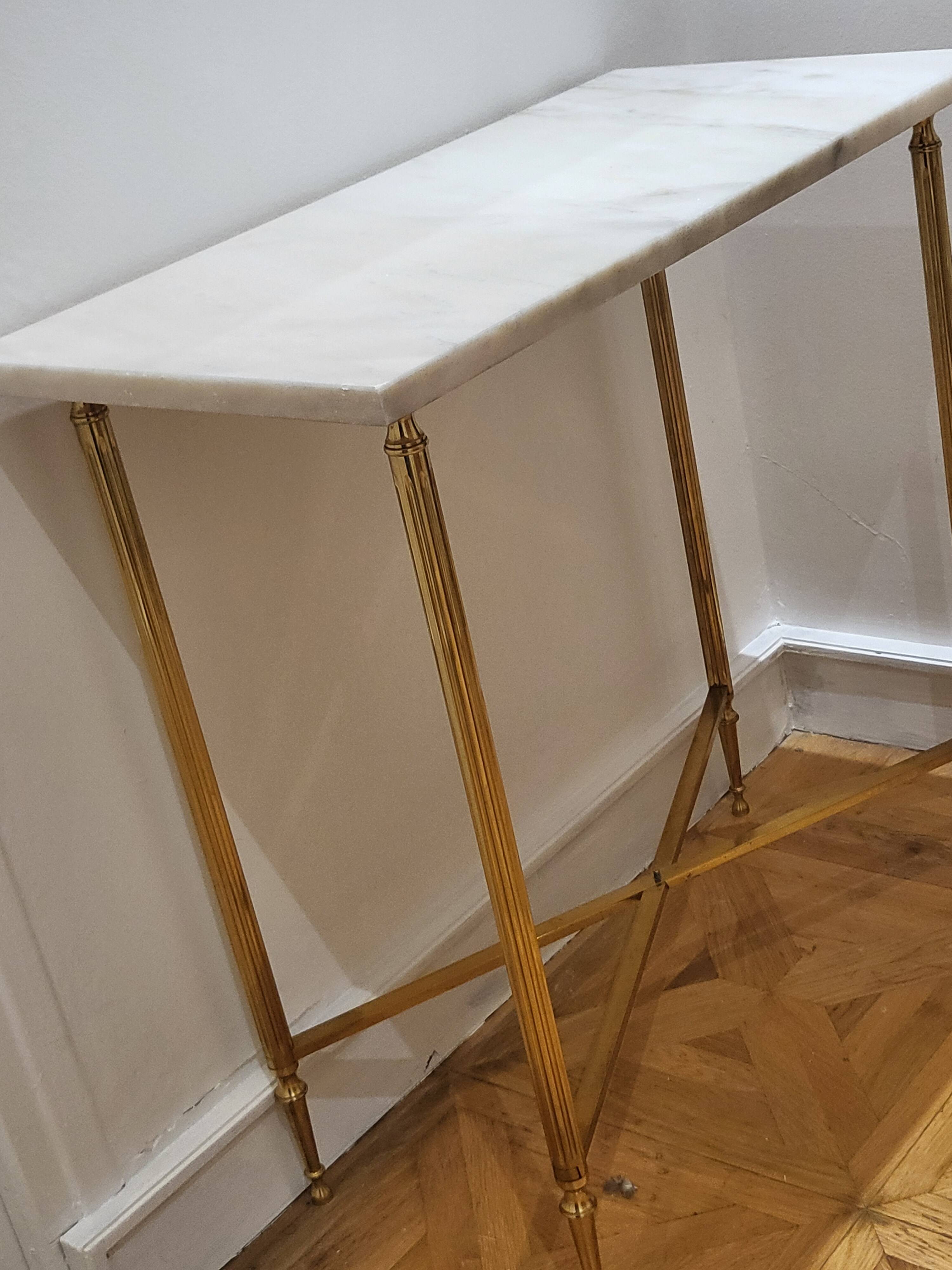 Regency Hotel console in Carrara marble with gilt brass