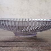 Striated glass cut