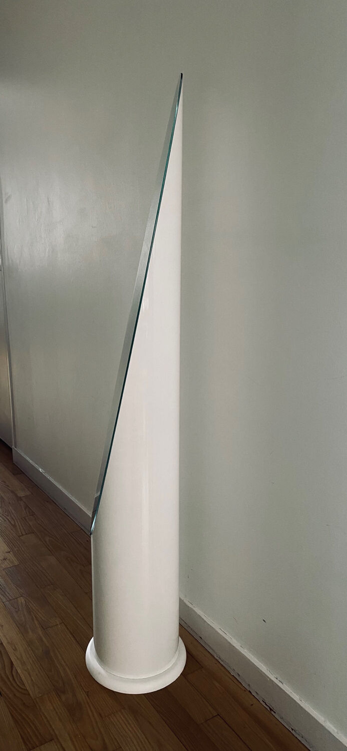 White lipstick mirror