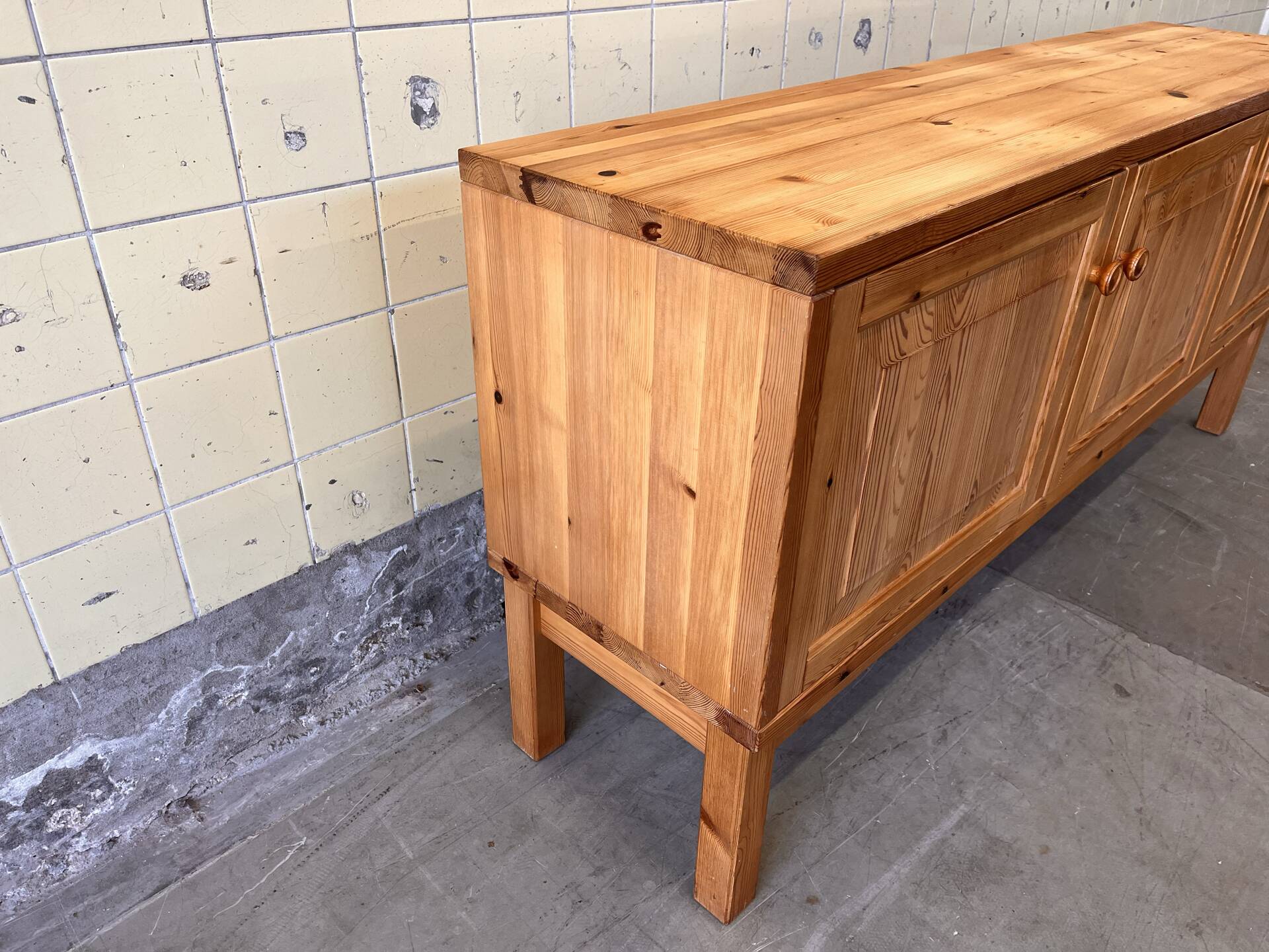 Scandinavian buffet cabinet in solid pine