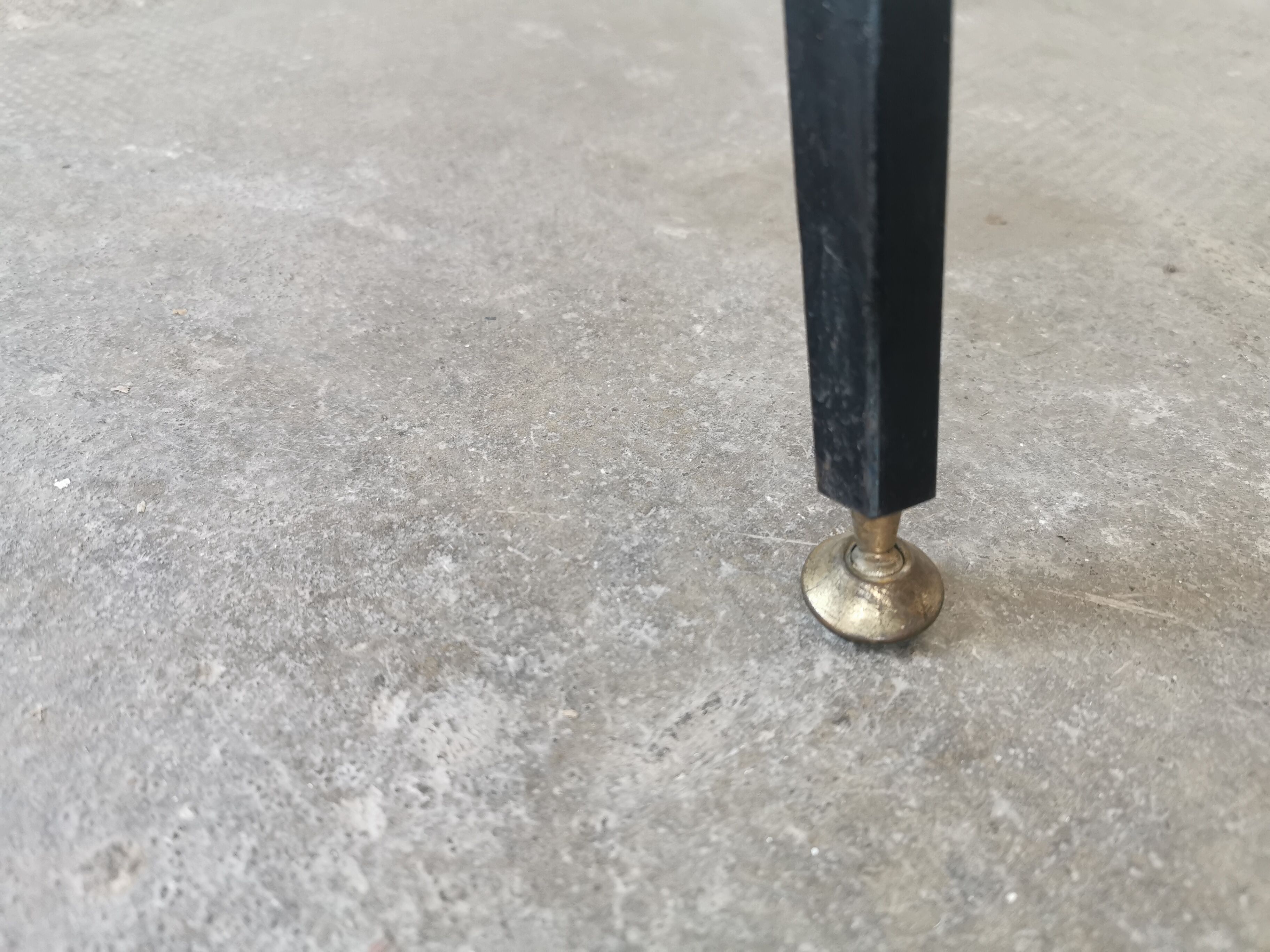 Coffee table mid-century compass legs