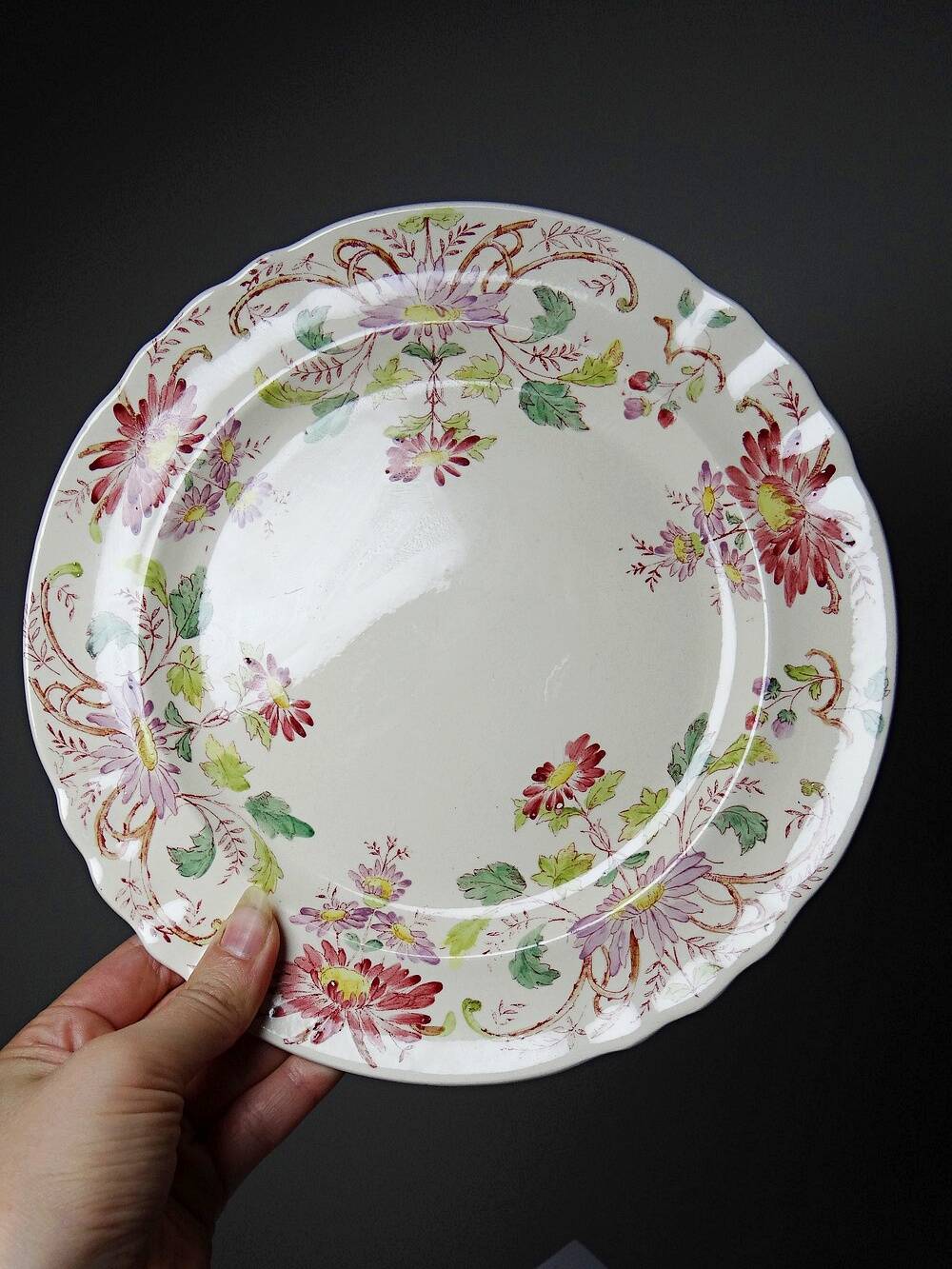 4 antique dessert plates Longchamp Daisies earthenware