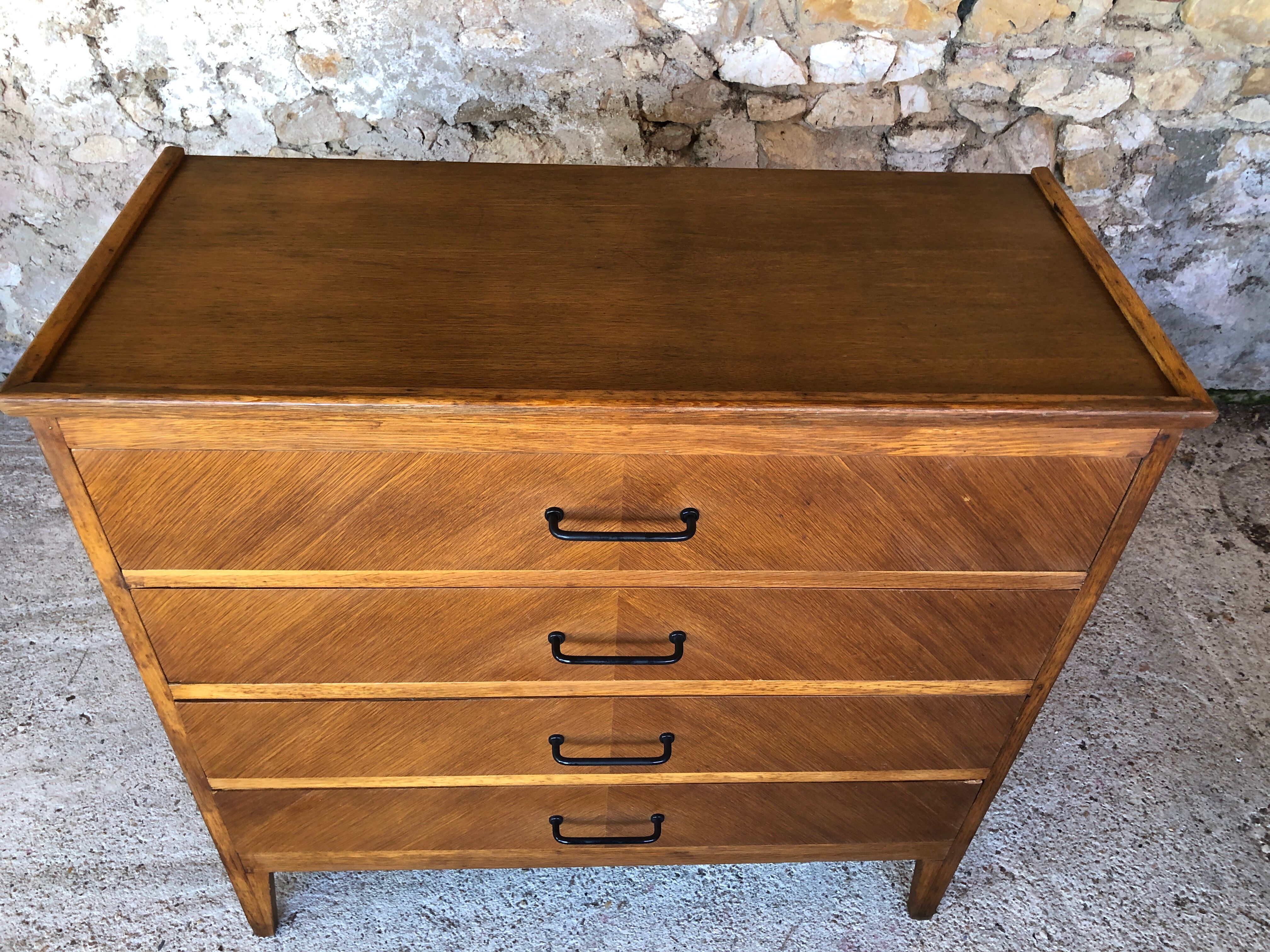 Vintage dresser 1960