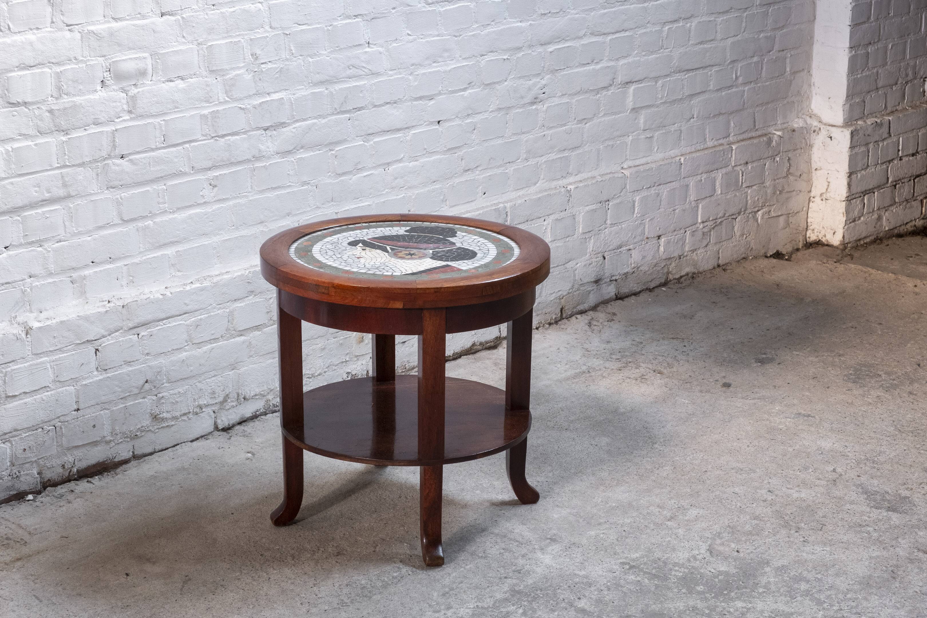 Table d'appoint Art Déco danoise des années 1930 en acajou cubain et carreaux en mosaïque