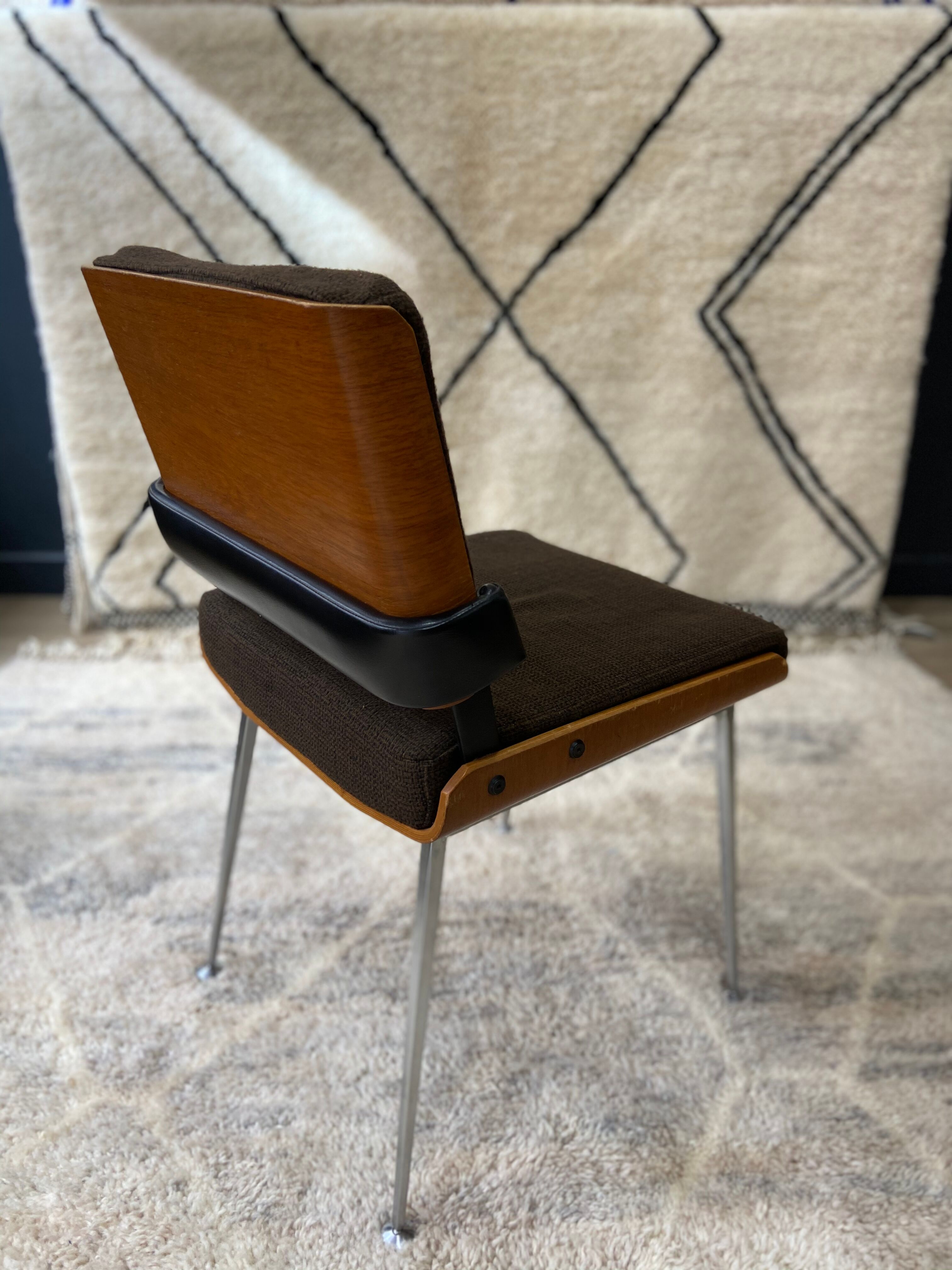 Modern Tube chair series Marcom, 60