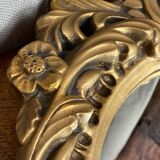 Miroir en bois et plâtre doré