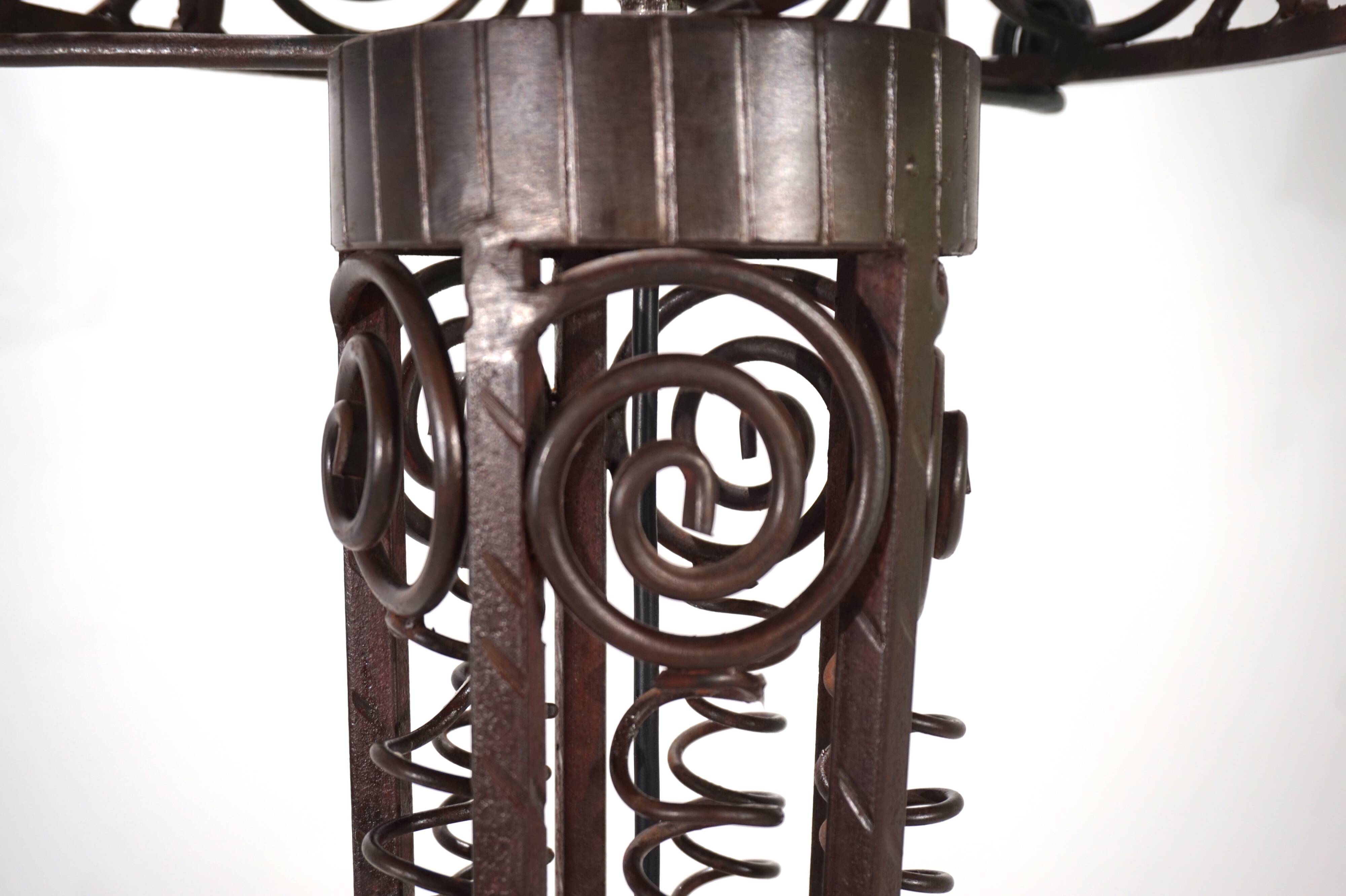 Lampadaire Art Nouveau en fer forgé, 1920