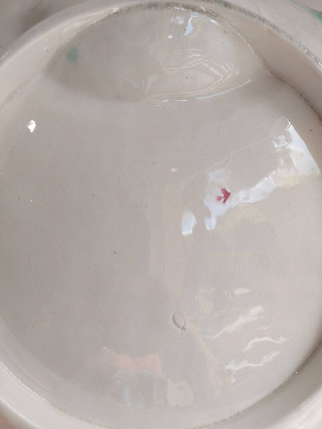 Artichoke plate in slip