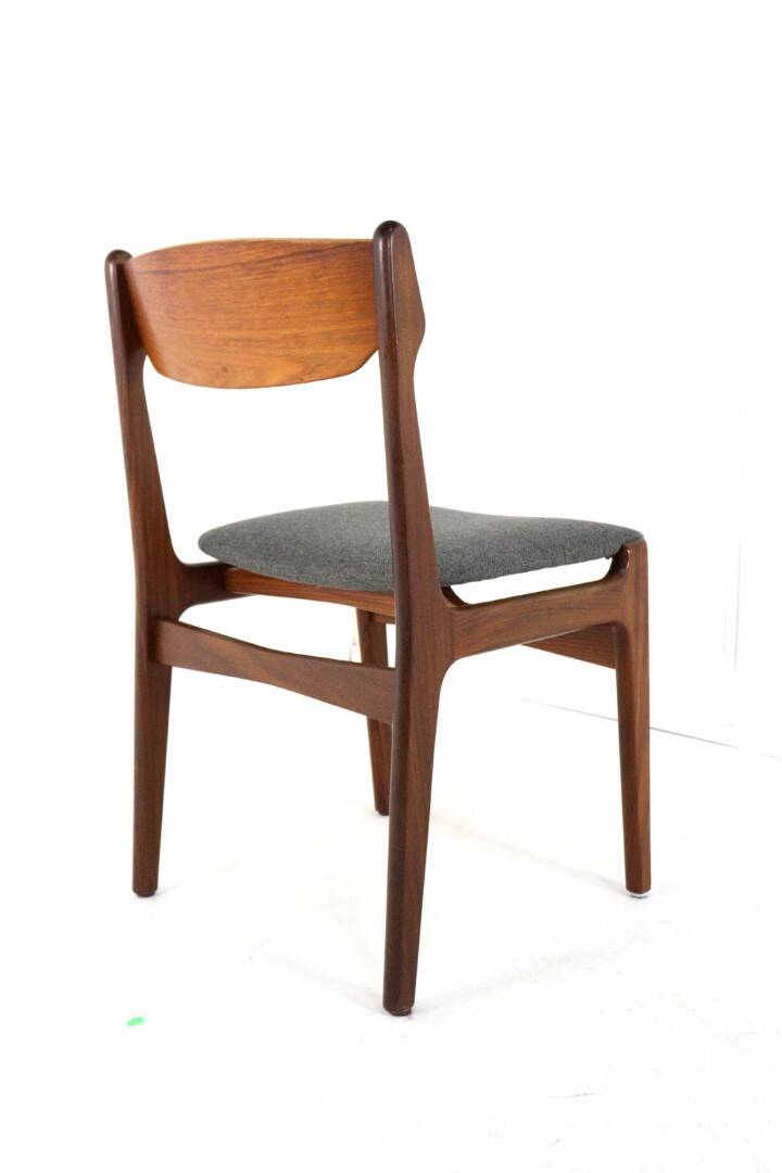 Very nice and solid set of 4 vintage teak chairs - Findahl.