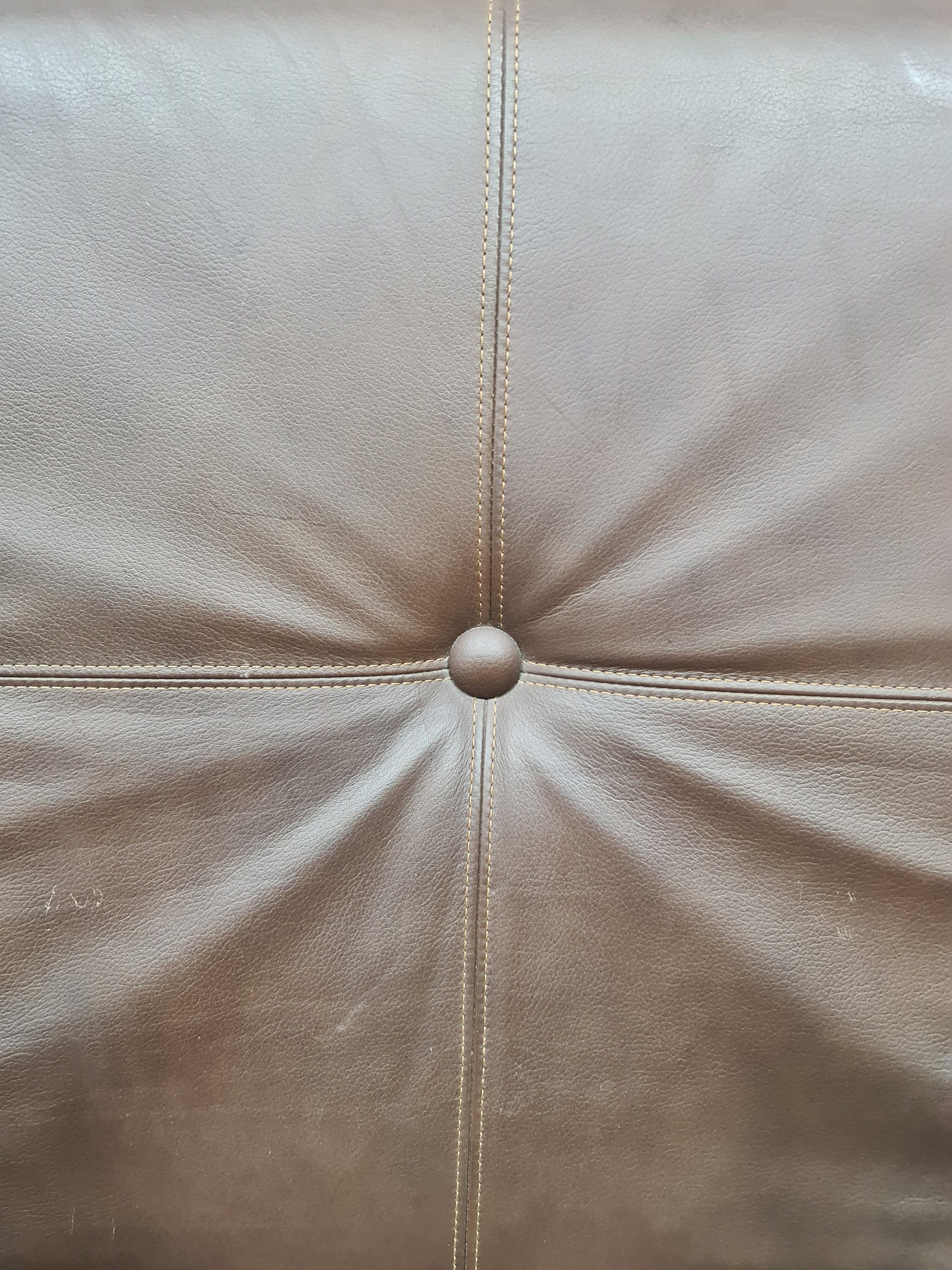 Vintage tubular framed leather lounge chair