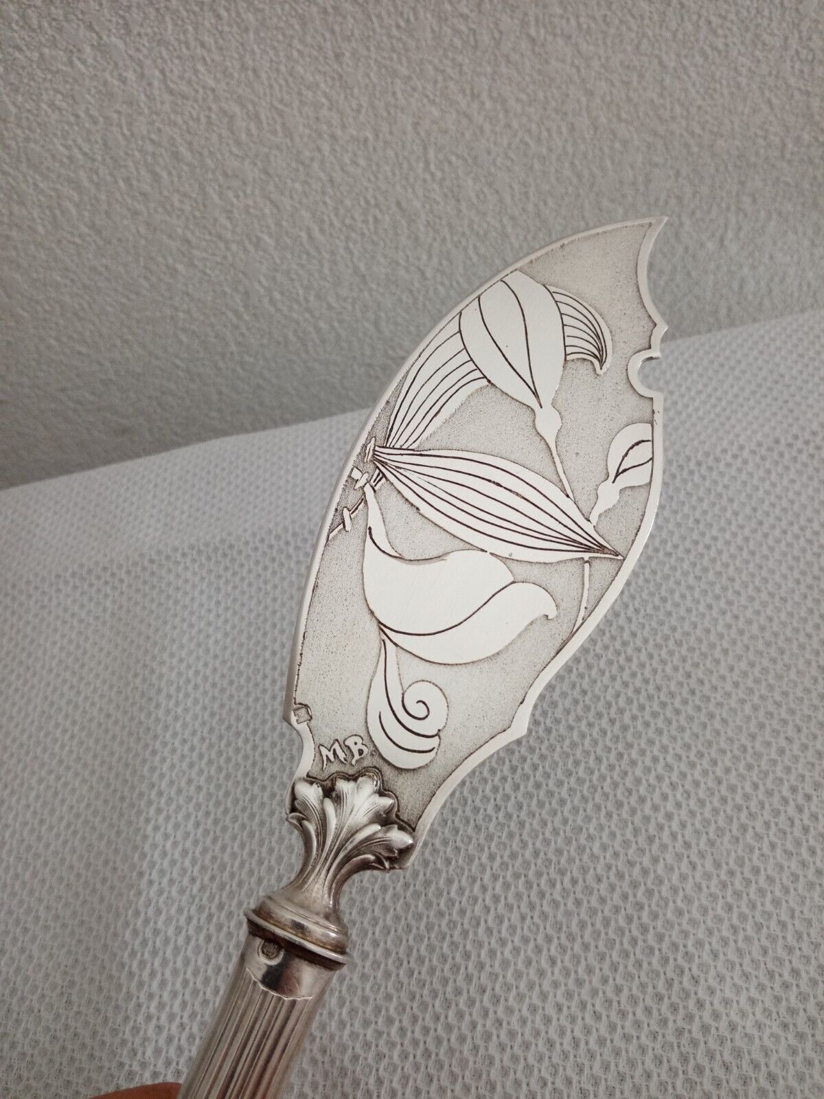 Cutlery with minerva silver handle
