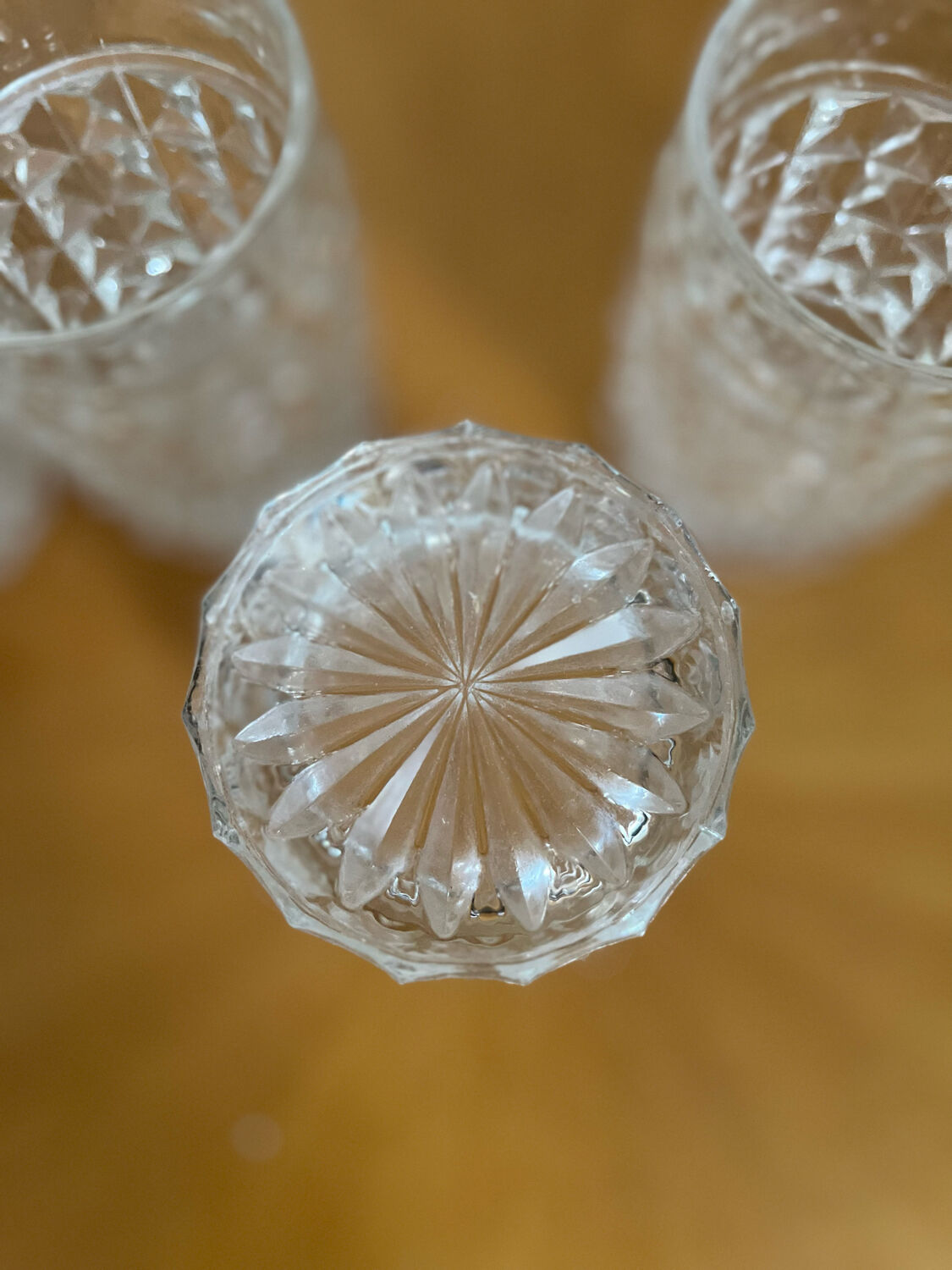 Vintage diamond tip cut whisky glasses 1960/70