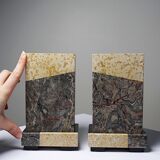 Pair of bookends, Art Deco fireplace decoration in antique marble from the 1920s-1930s.