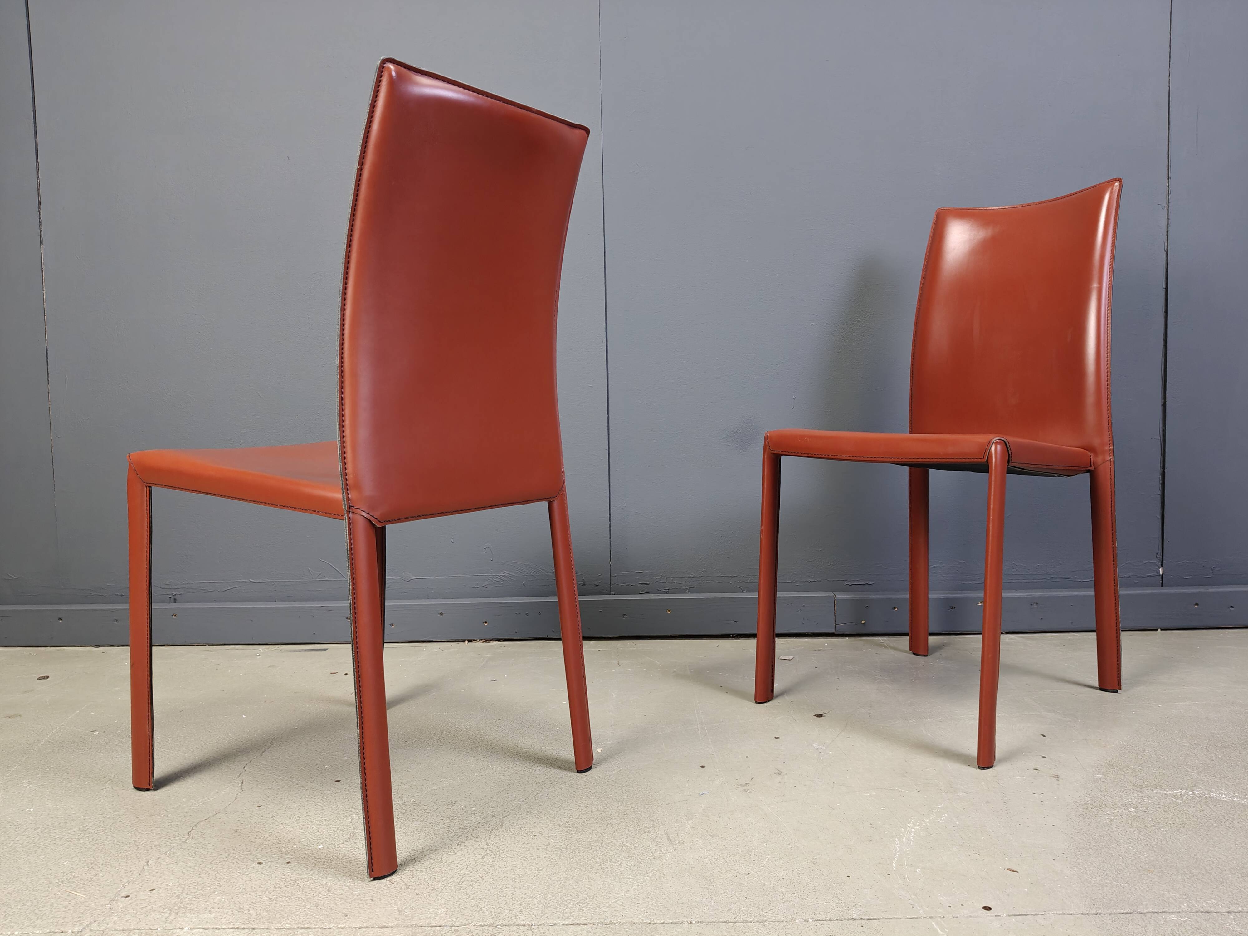 Chaises de salle à manger italiennes en cuir rouge, années 1980 - lot de 6