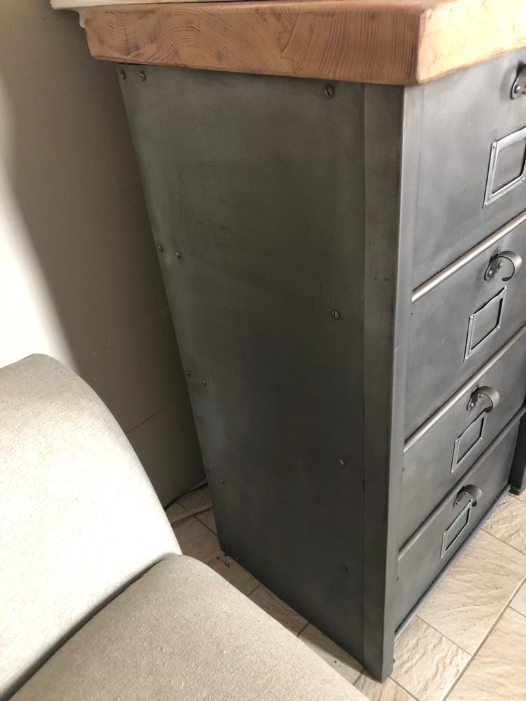 Industrial furniture 12 valves Strafor metal wood