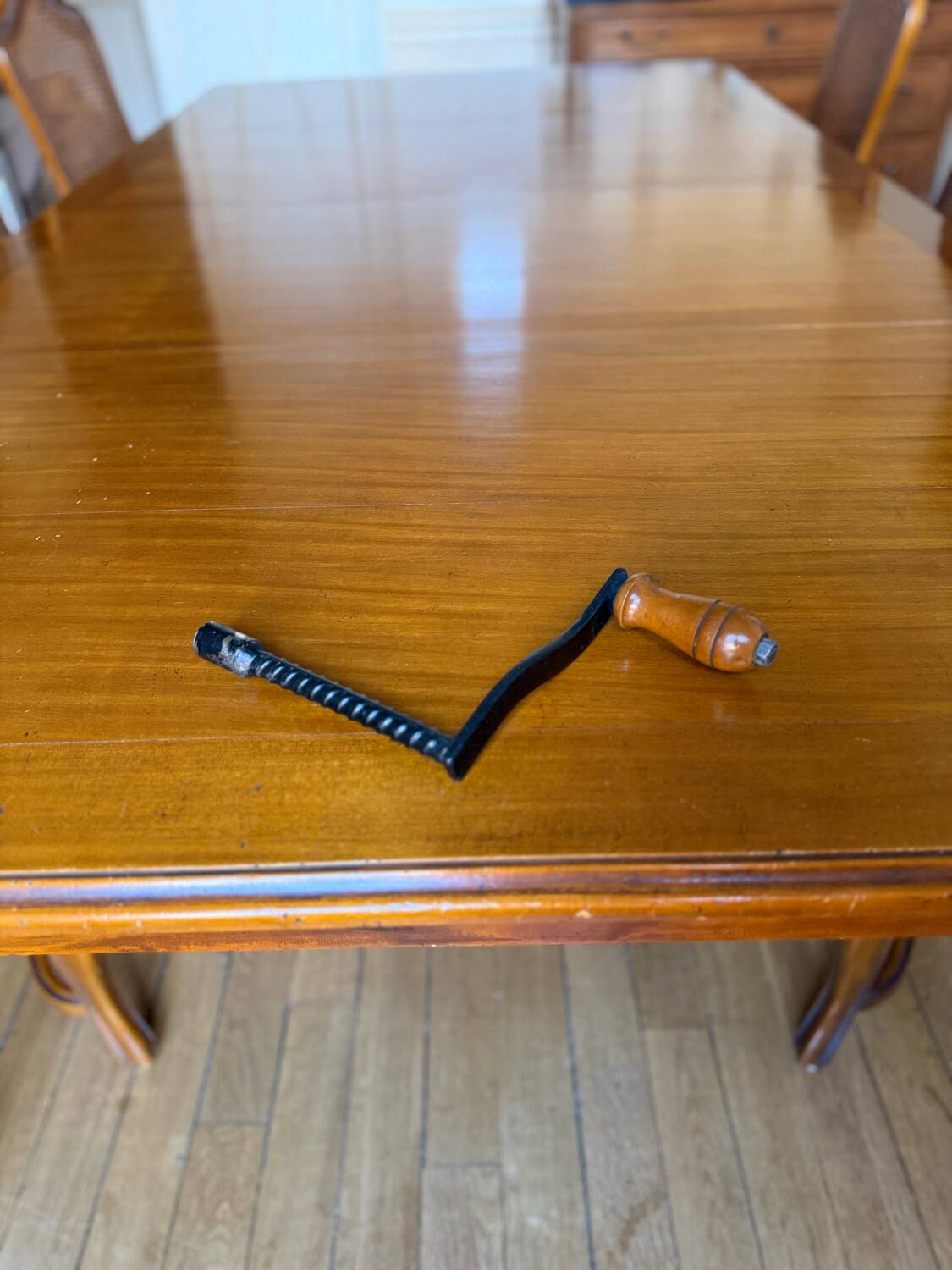 Dining table - 19th century, Louis-Philippe style