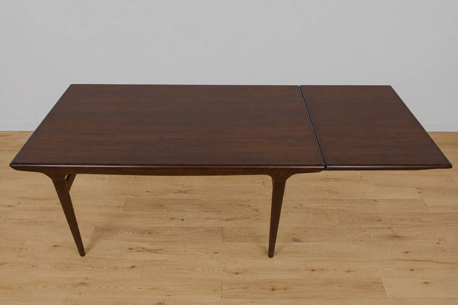 Mid-Century Teak Extending Dining Table Designed by Johannes Andersen for Uldum Møbelfabrik, Denmark, 1960s