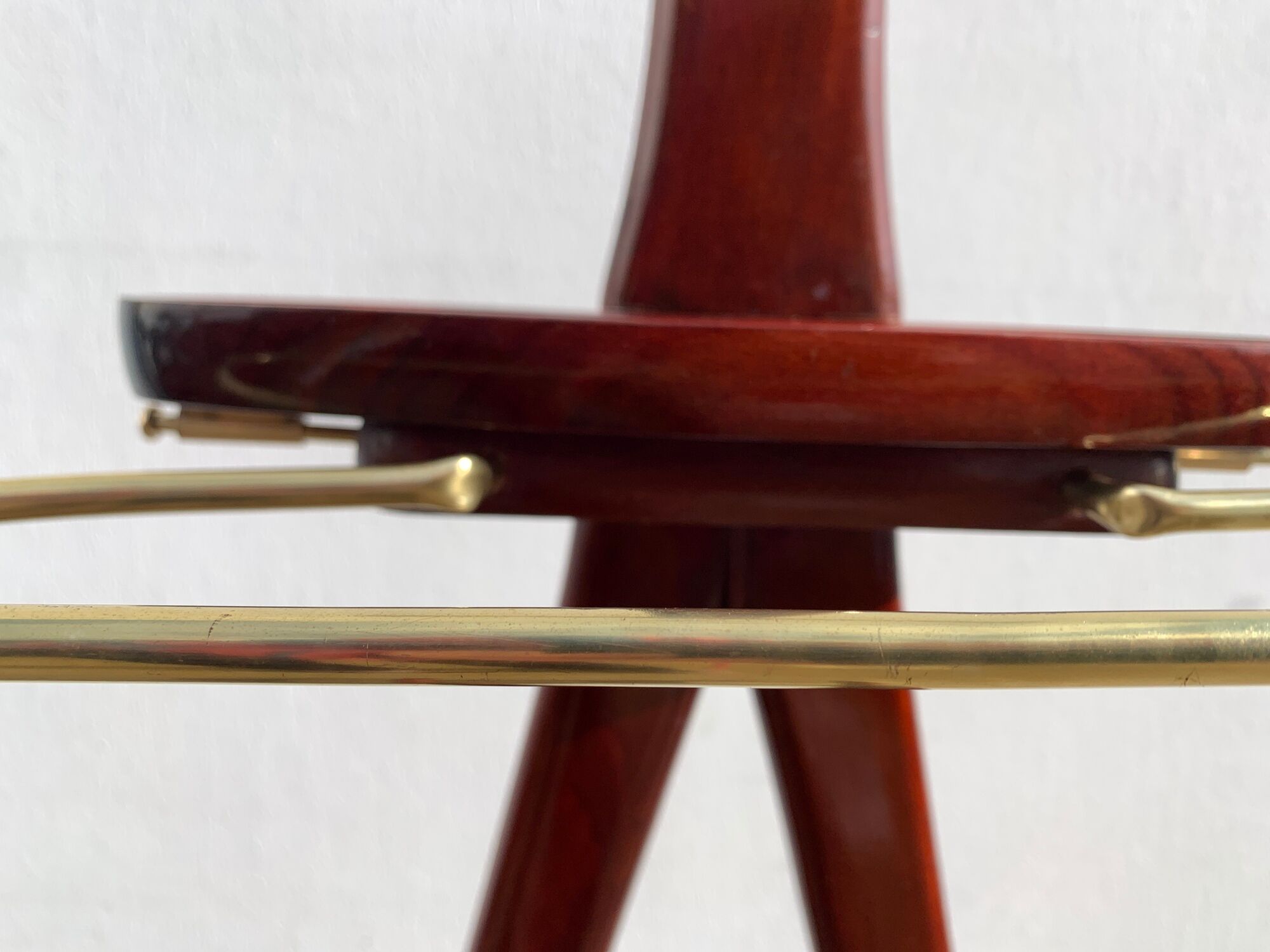 Night jack, anthropomorphic, brass mahogany, Ico Parisi, Fratelli Reguitti, 1950